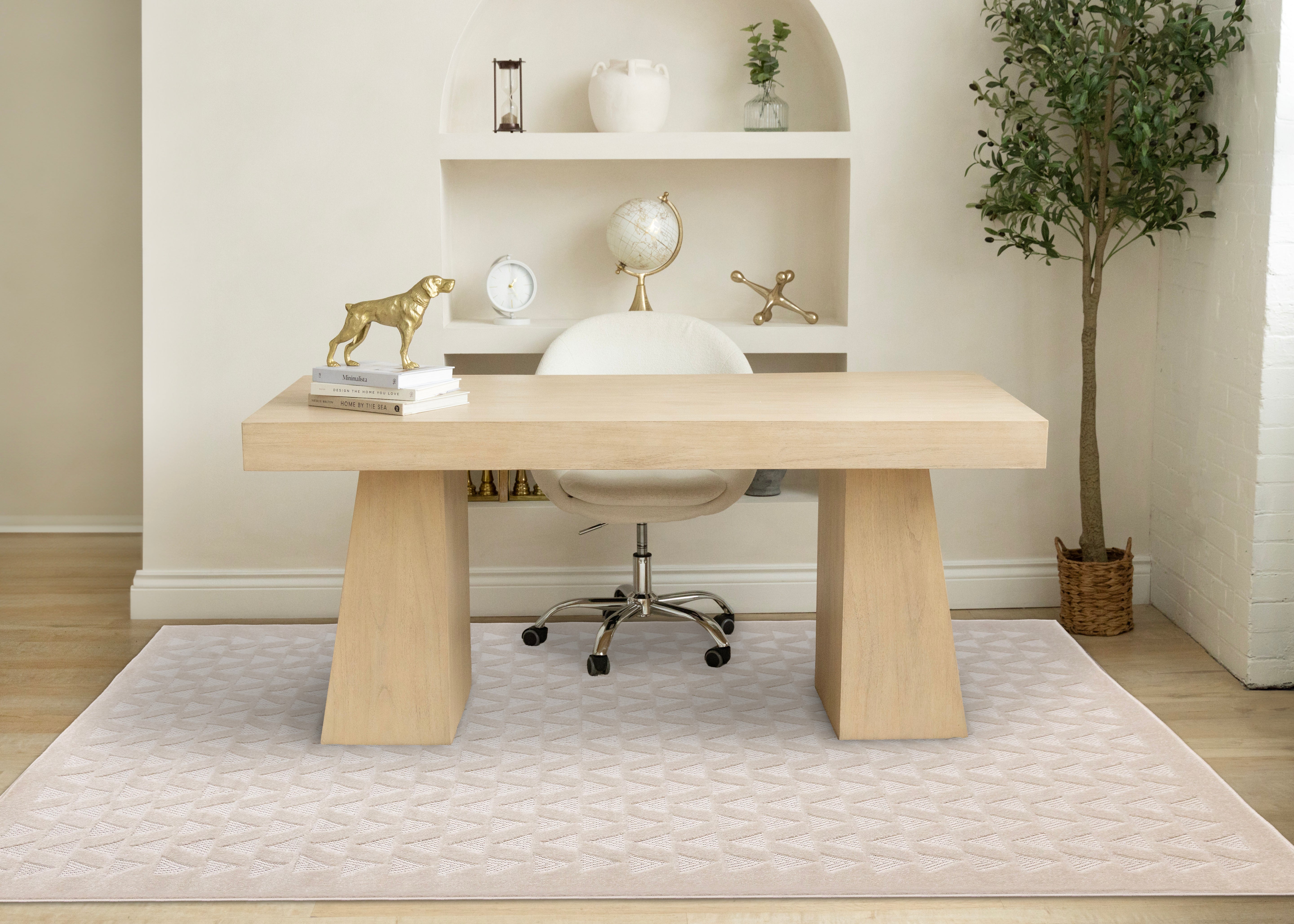 Alta White Rowed Triangles Design Rug