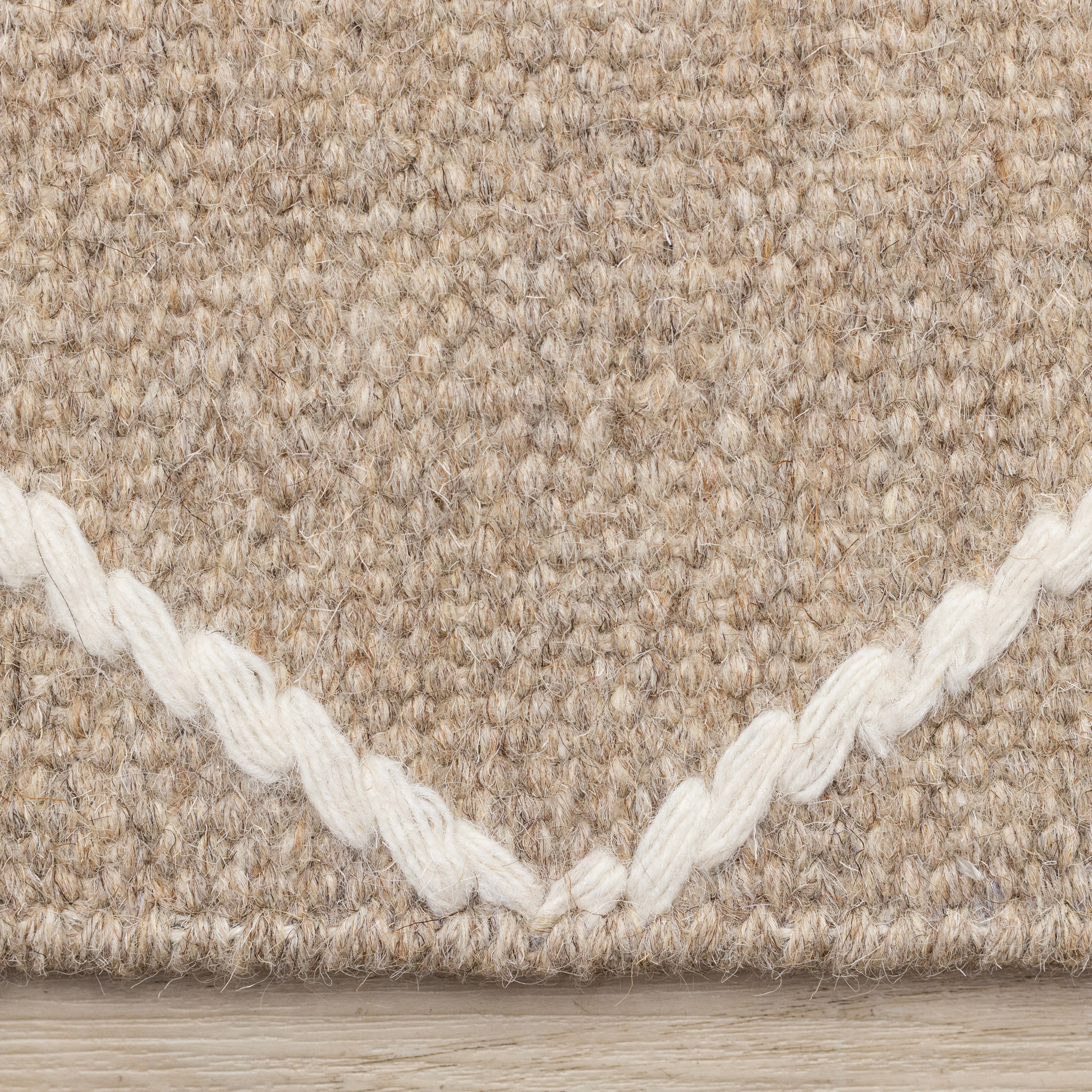 Ascent Beige Cream Diamond Lattice Design Rug