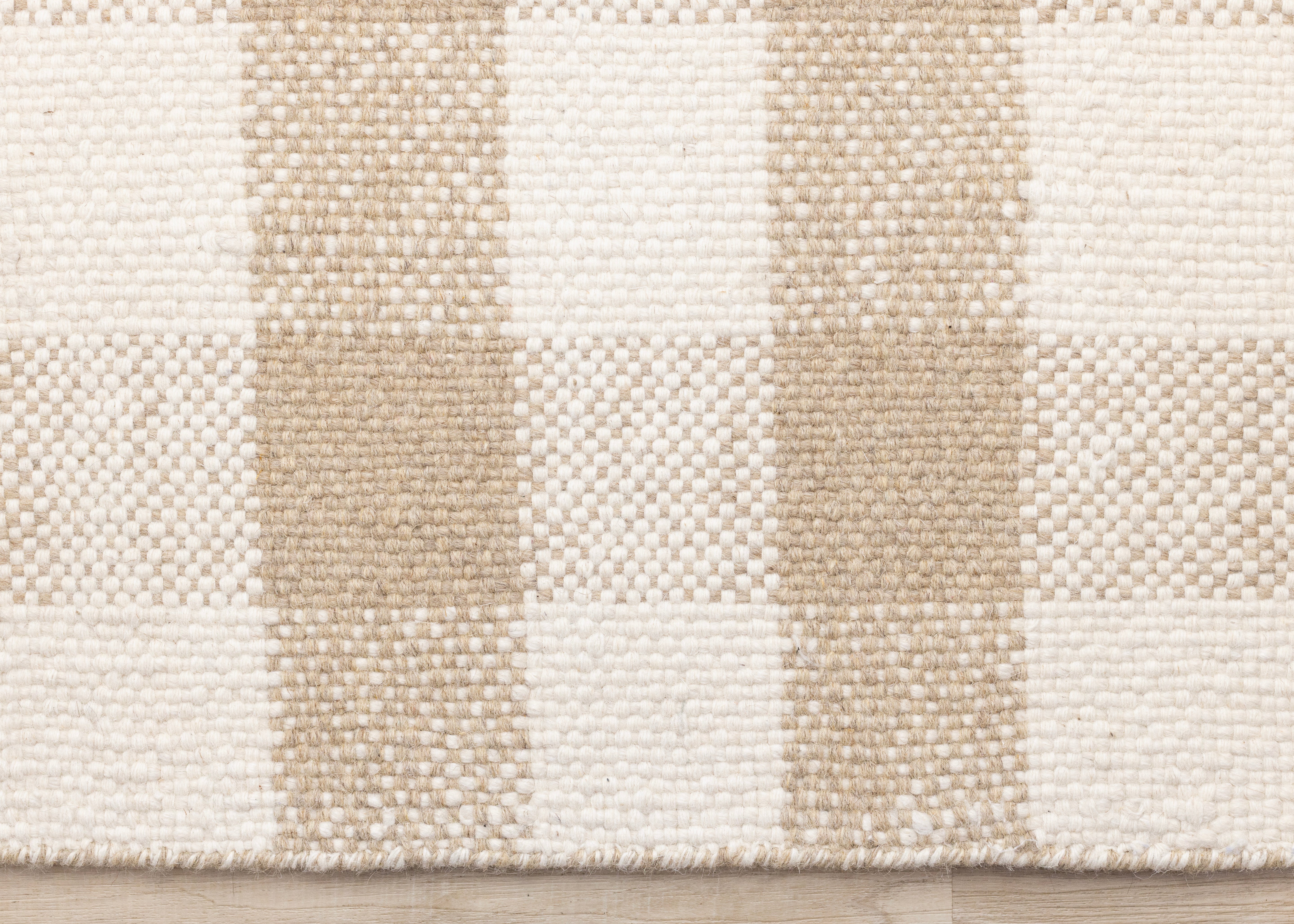 Ascent Beige White Plaid Design