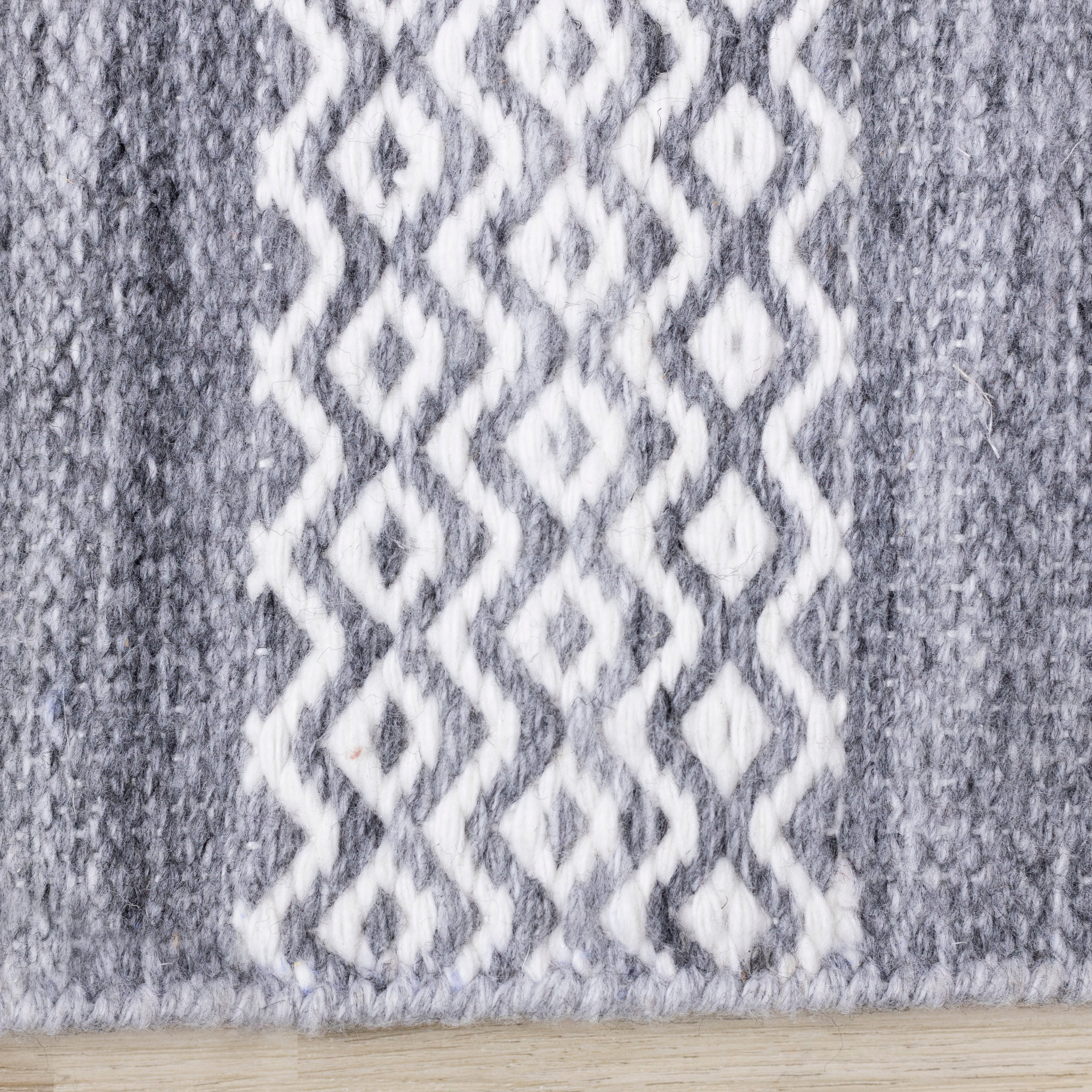 Aspen Striped Pattern Woven Rug