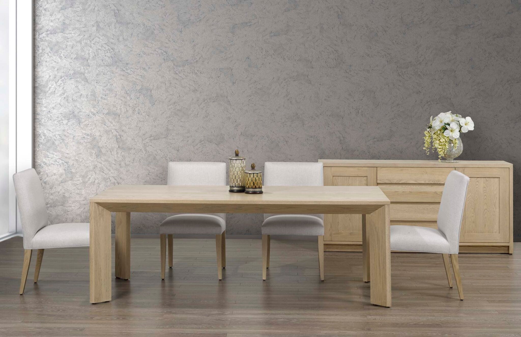 Baza Chair by Cardinal