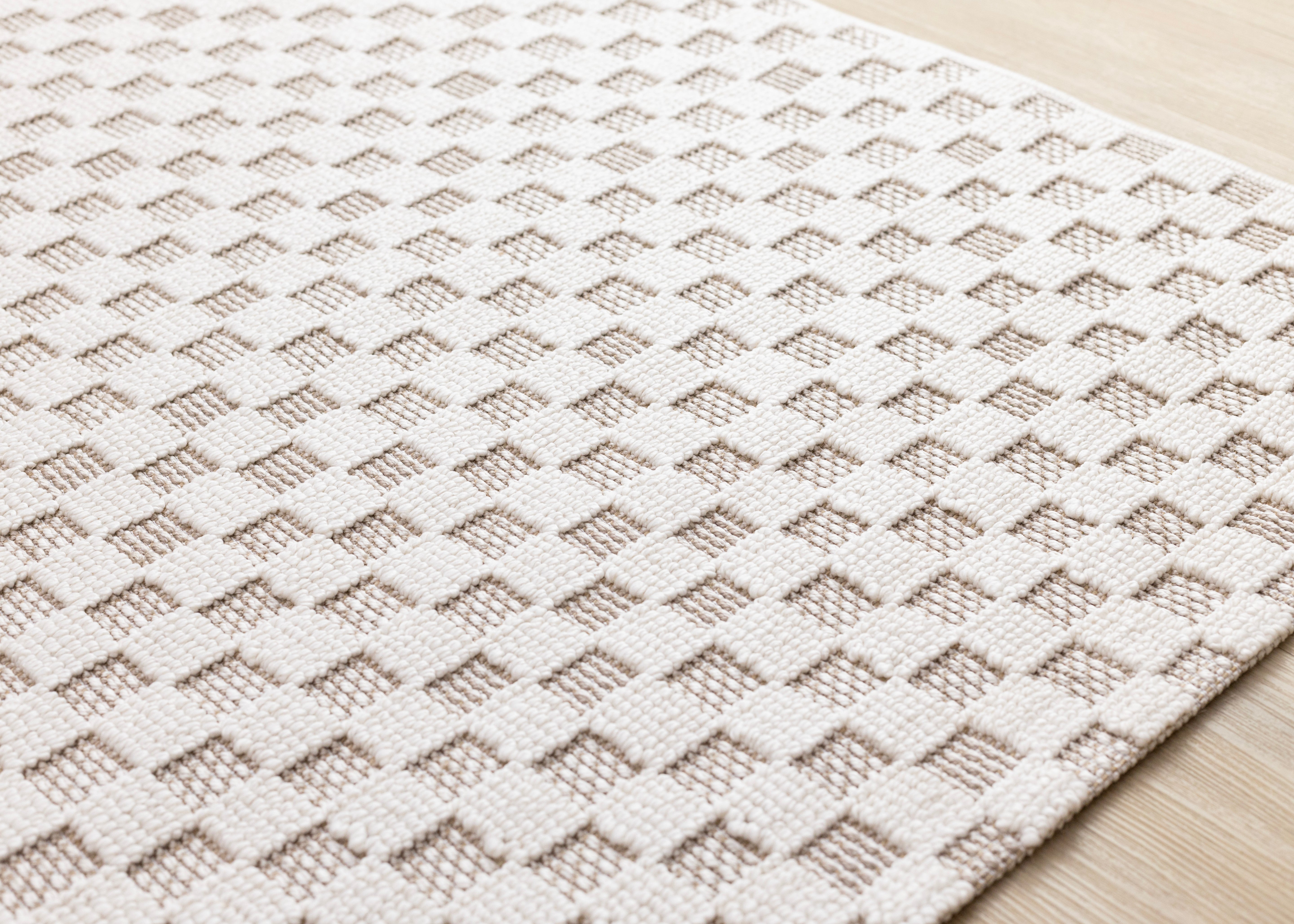 Isla White Beige Checkered Rug
