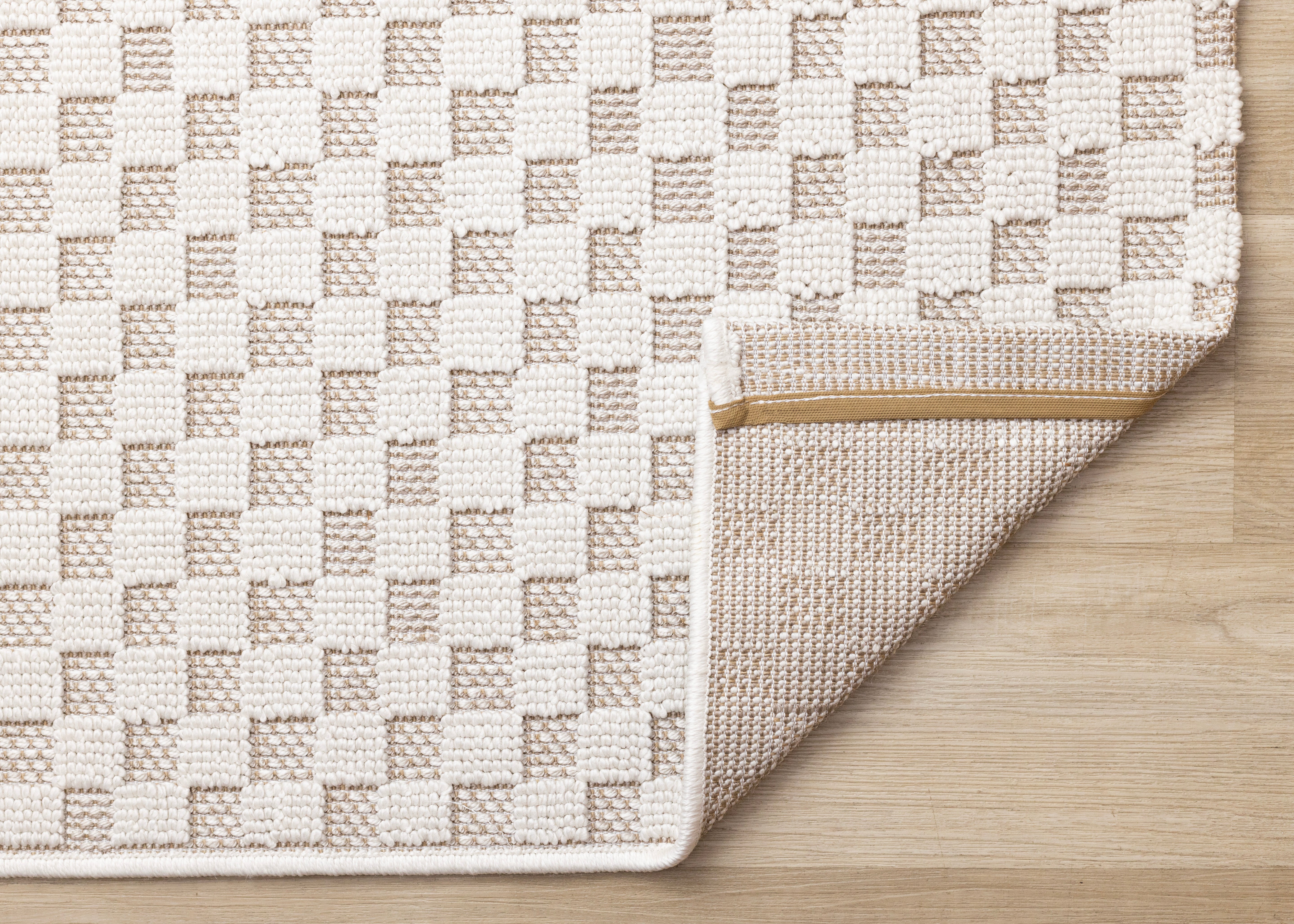 Isla White Beige Checkered Rug