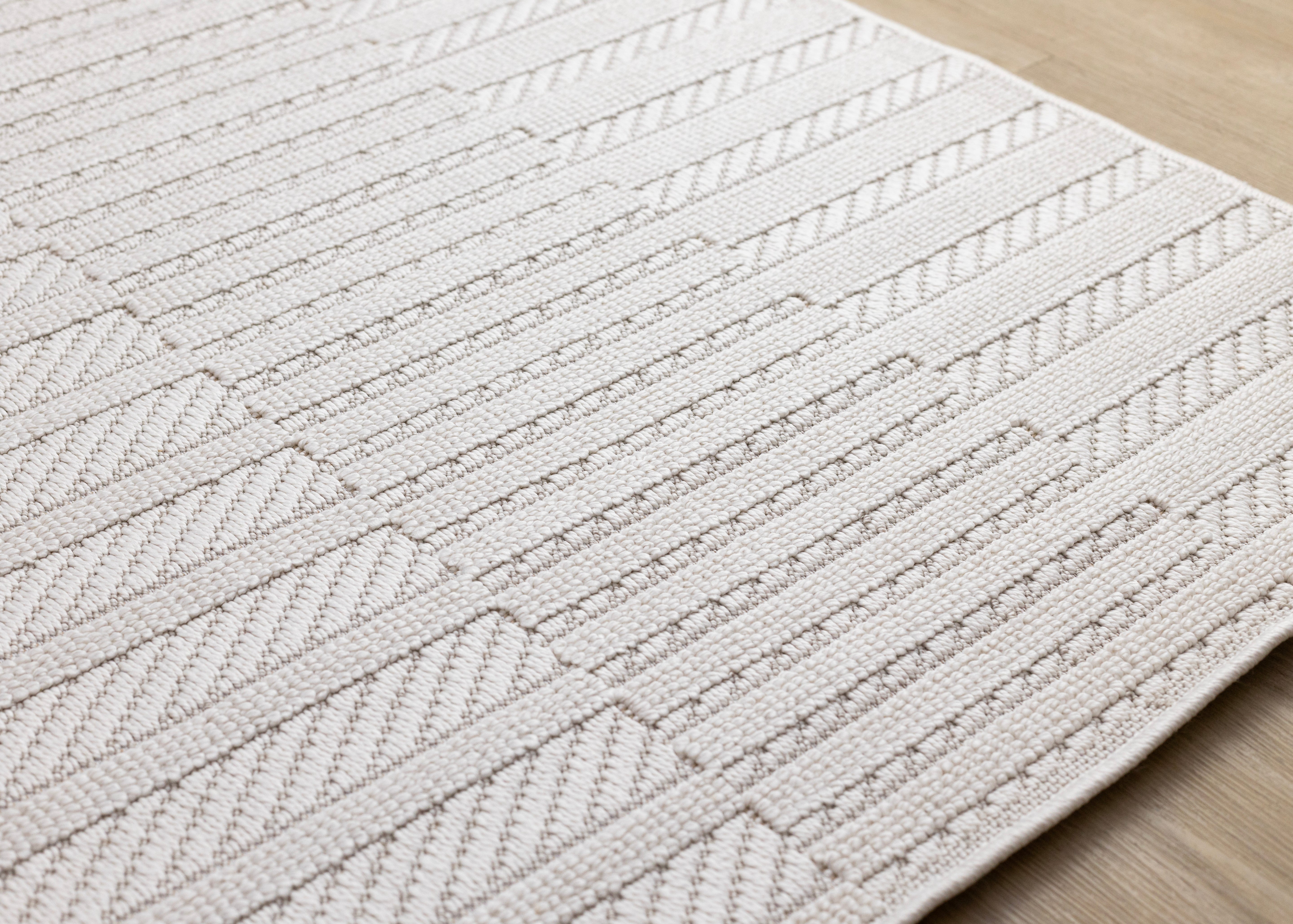 Isla White Striped Columns Rug