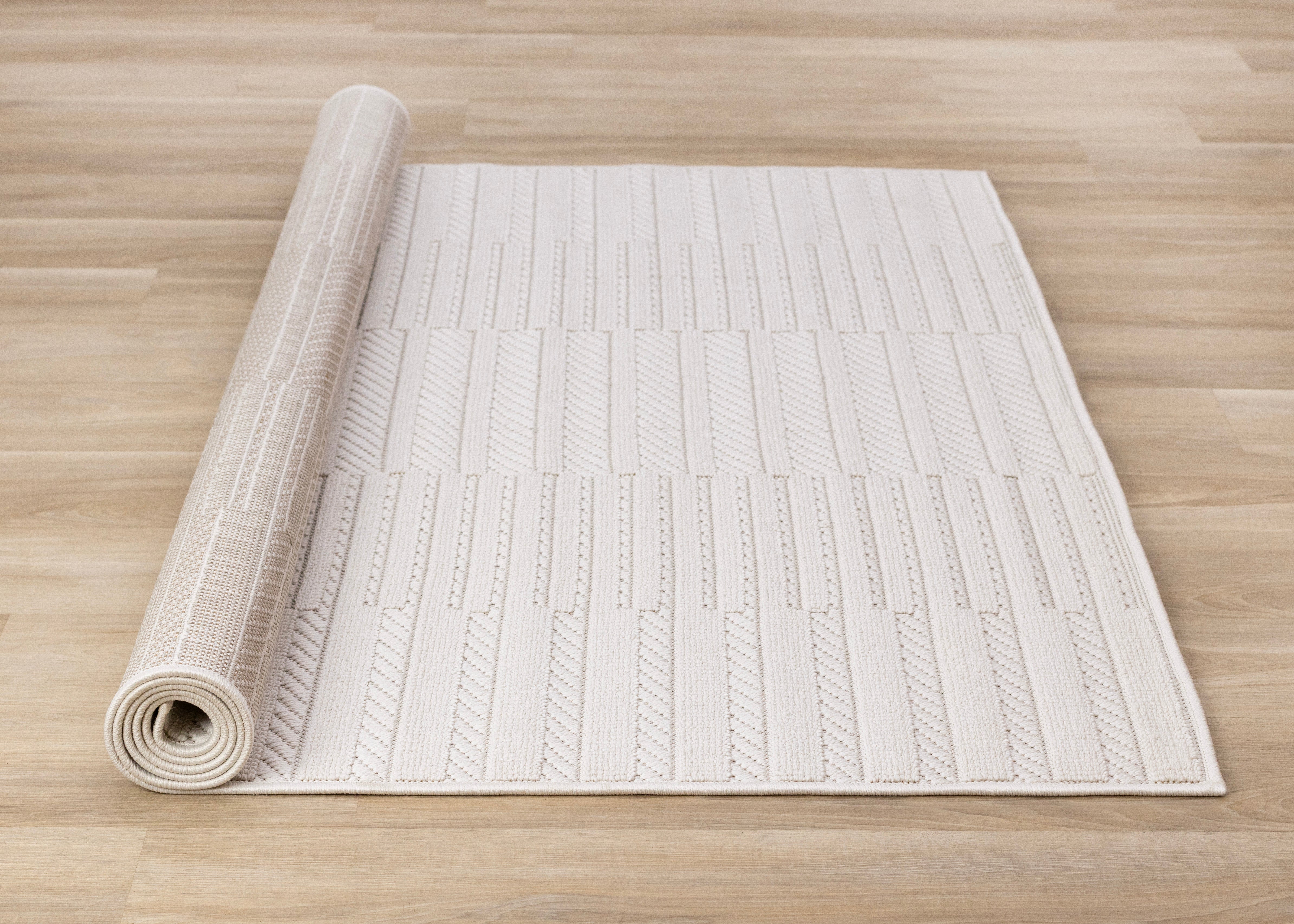Isla White Striped Columns Rug