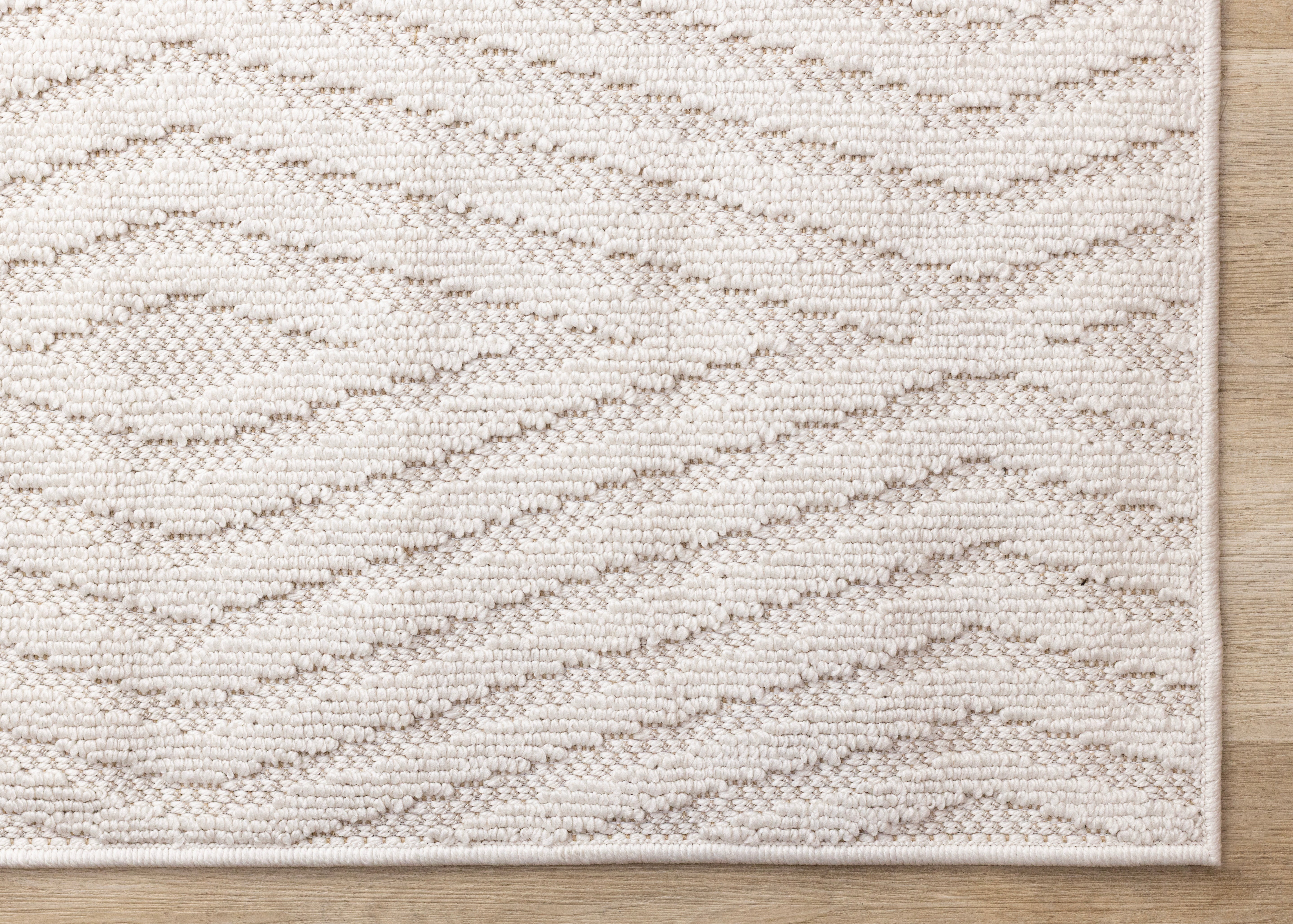 Isla White Diamond Trellis Design Rug