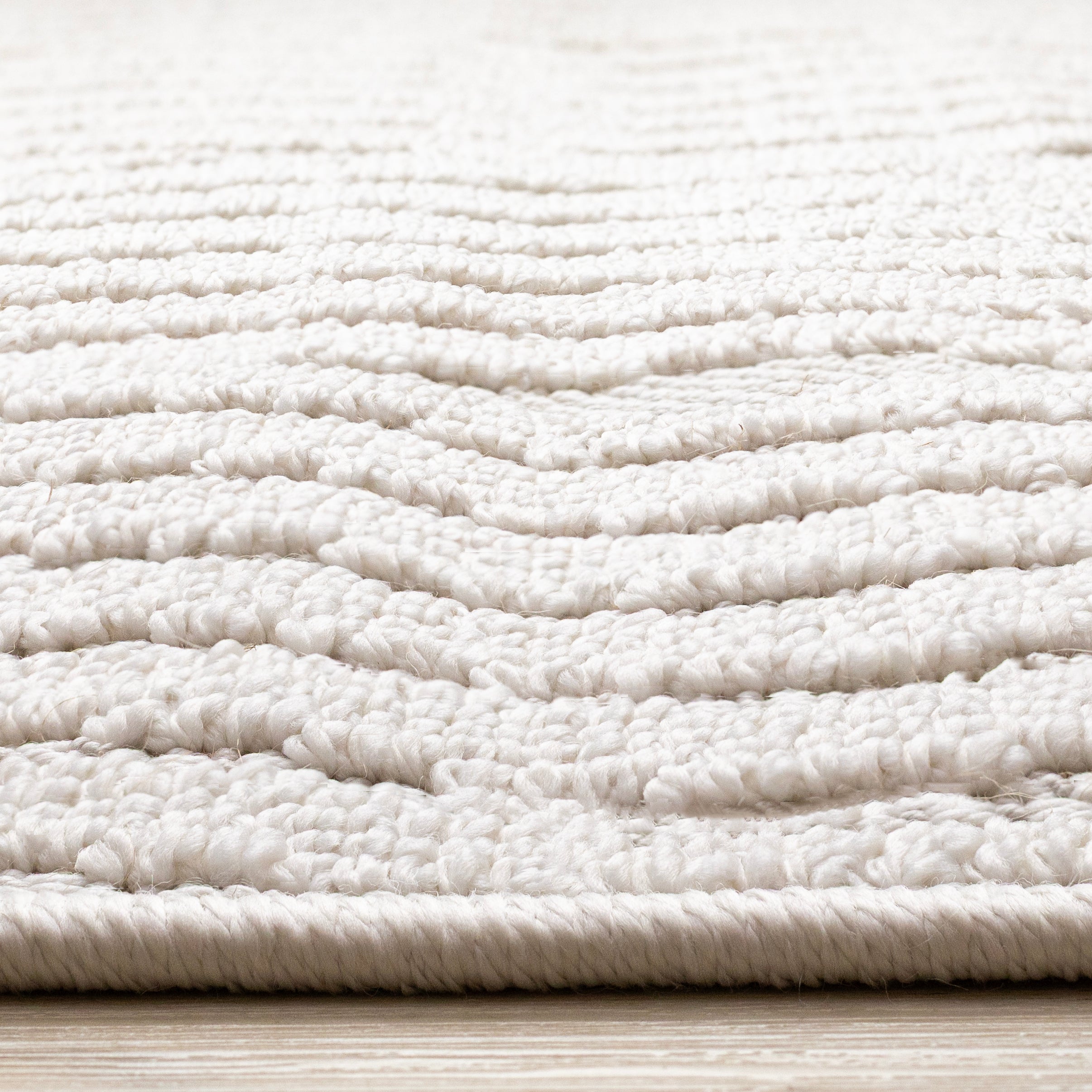 Isla White Diamond Trellis Design Rug
