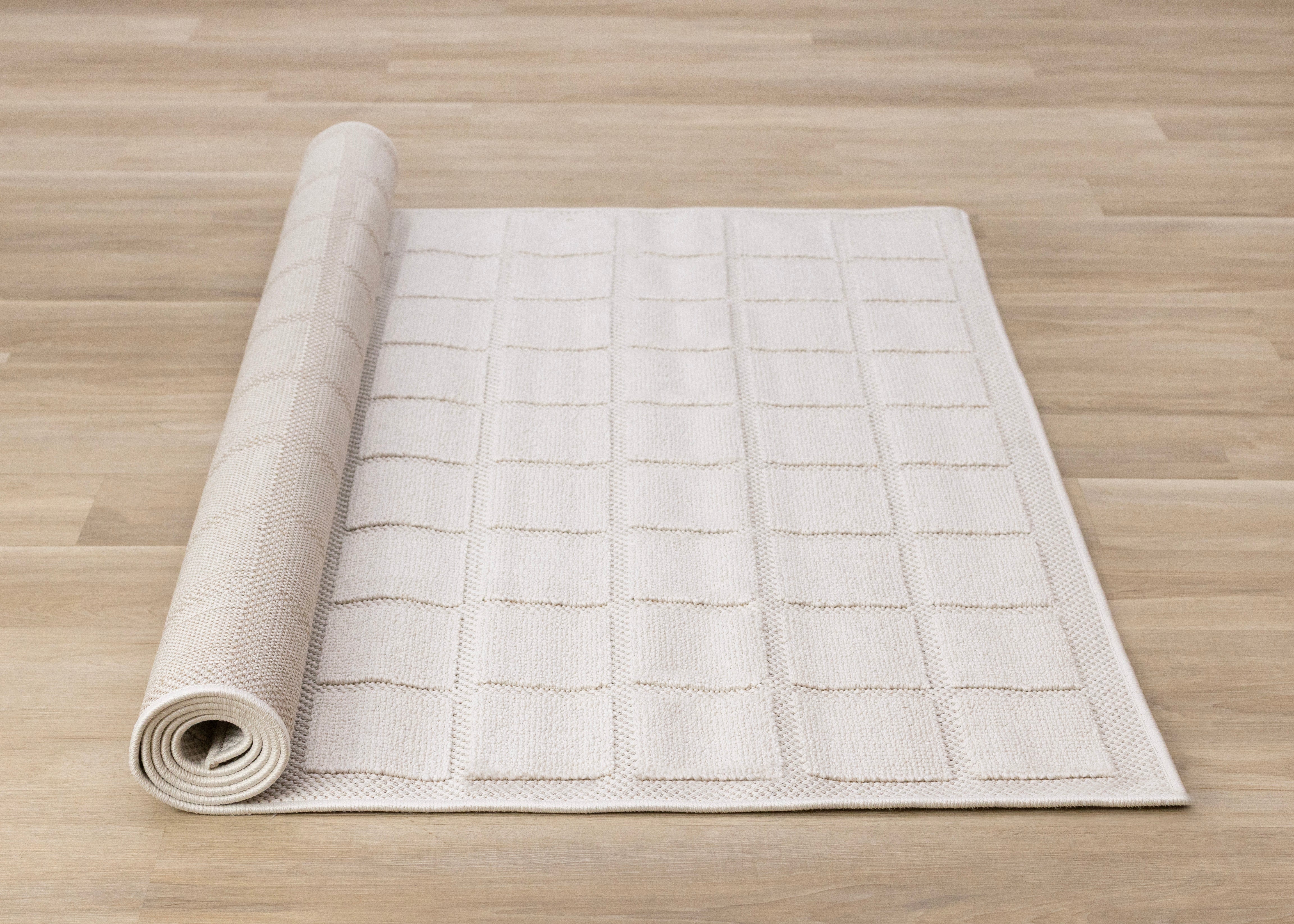 Isla White Grid Design Rug