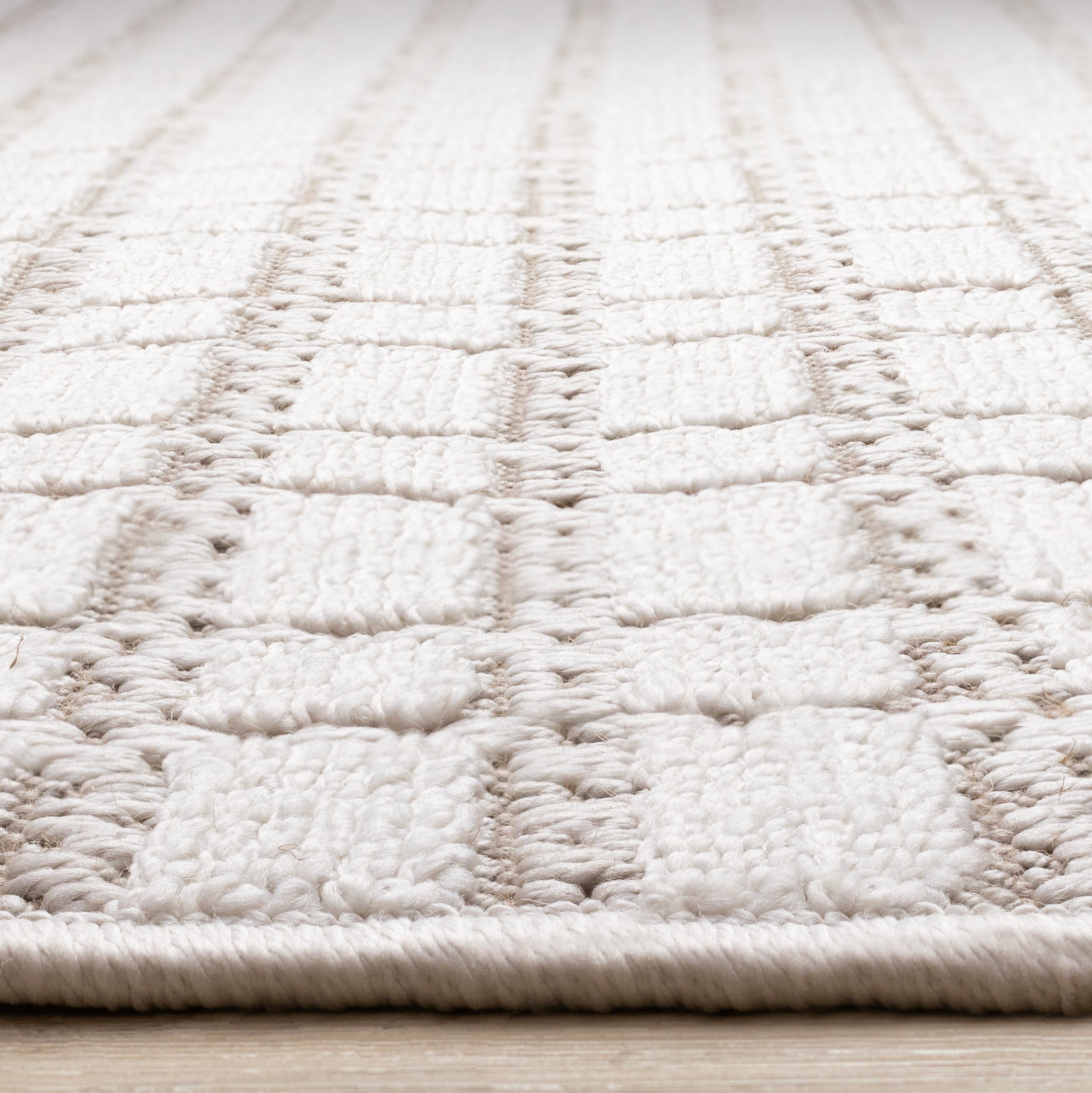 Isla White Taupe Intricate Grid Design Rug