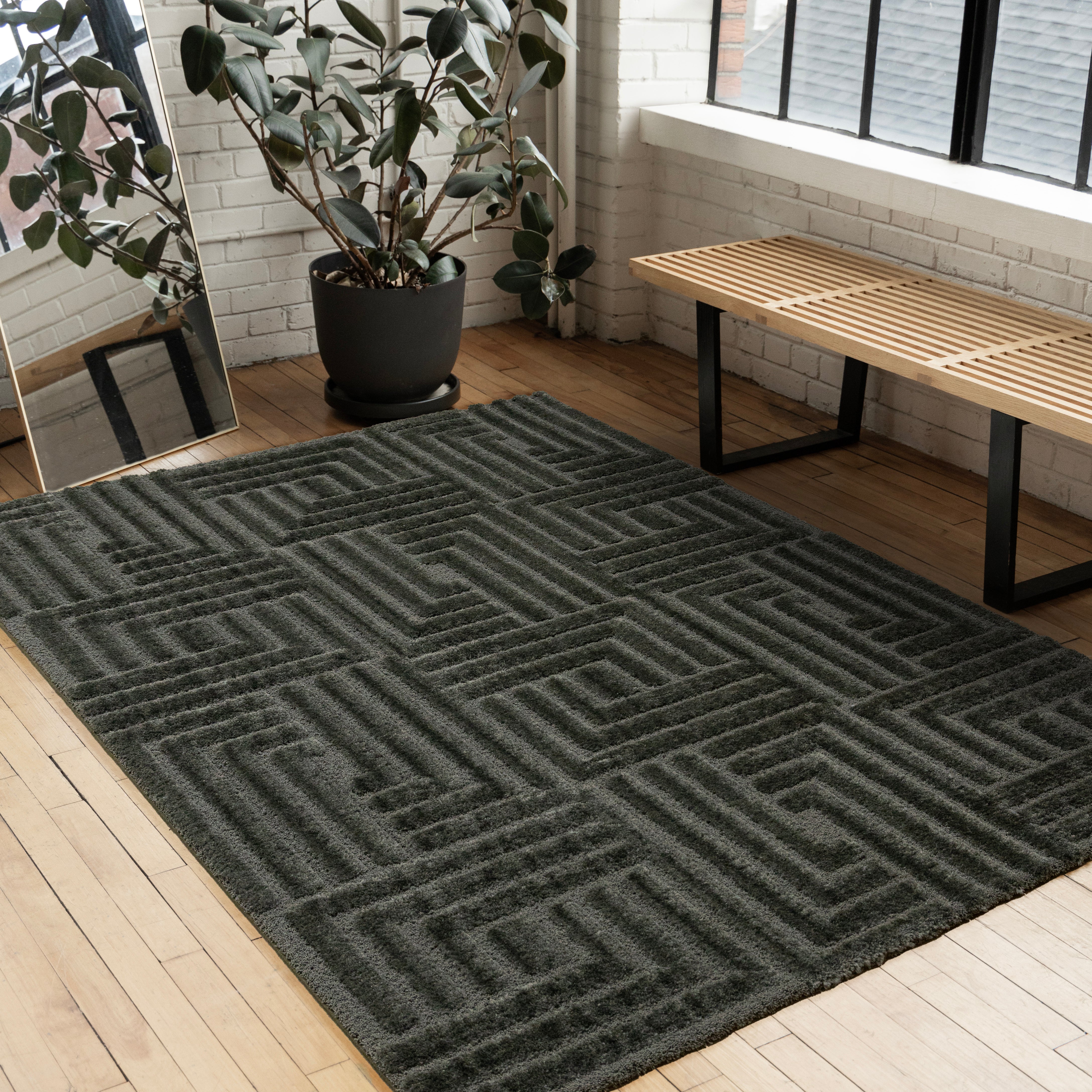 Luxe Green Maze Design Rug