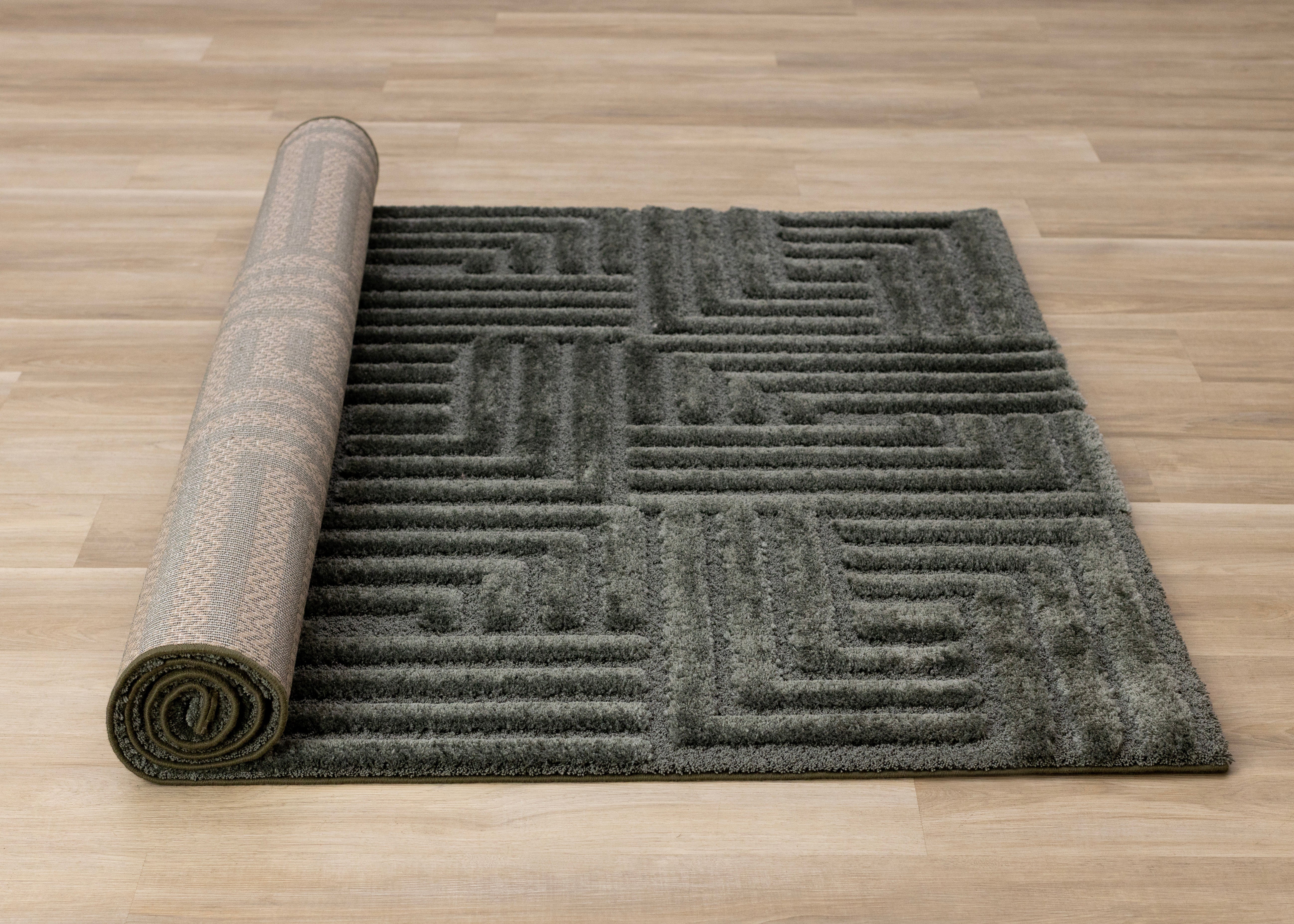 Luxe Green Maze Design Rug