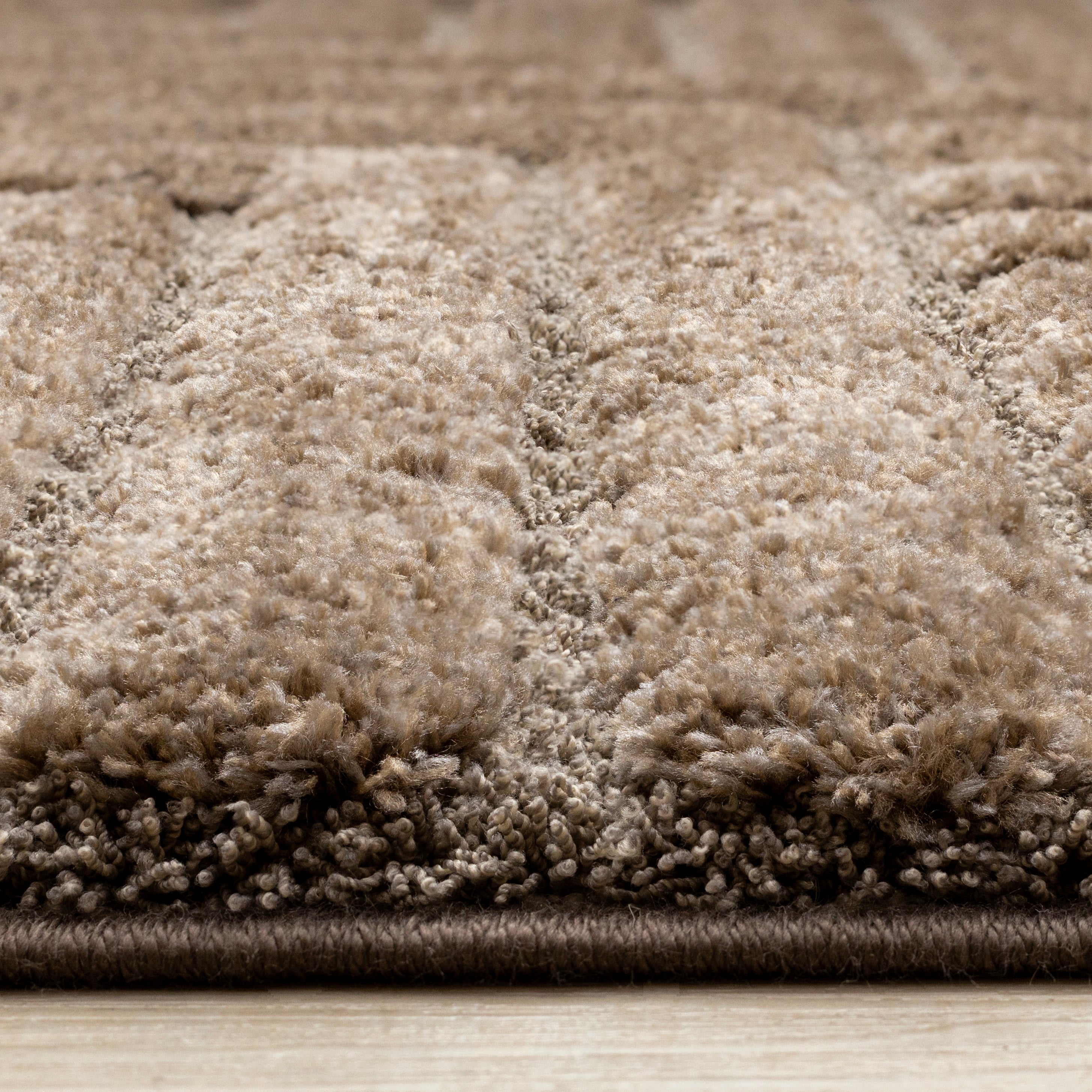 Luxe Brown Maze Design Rug