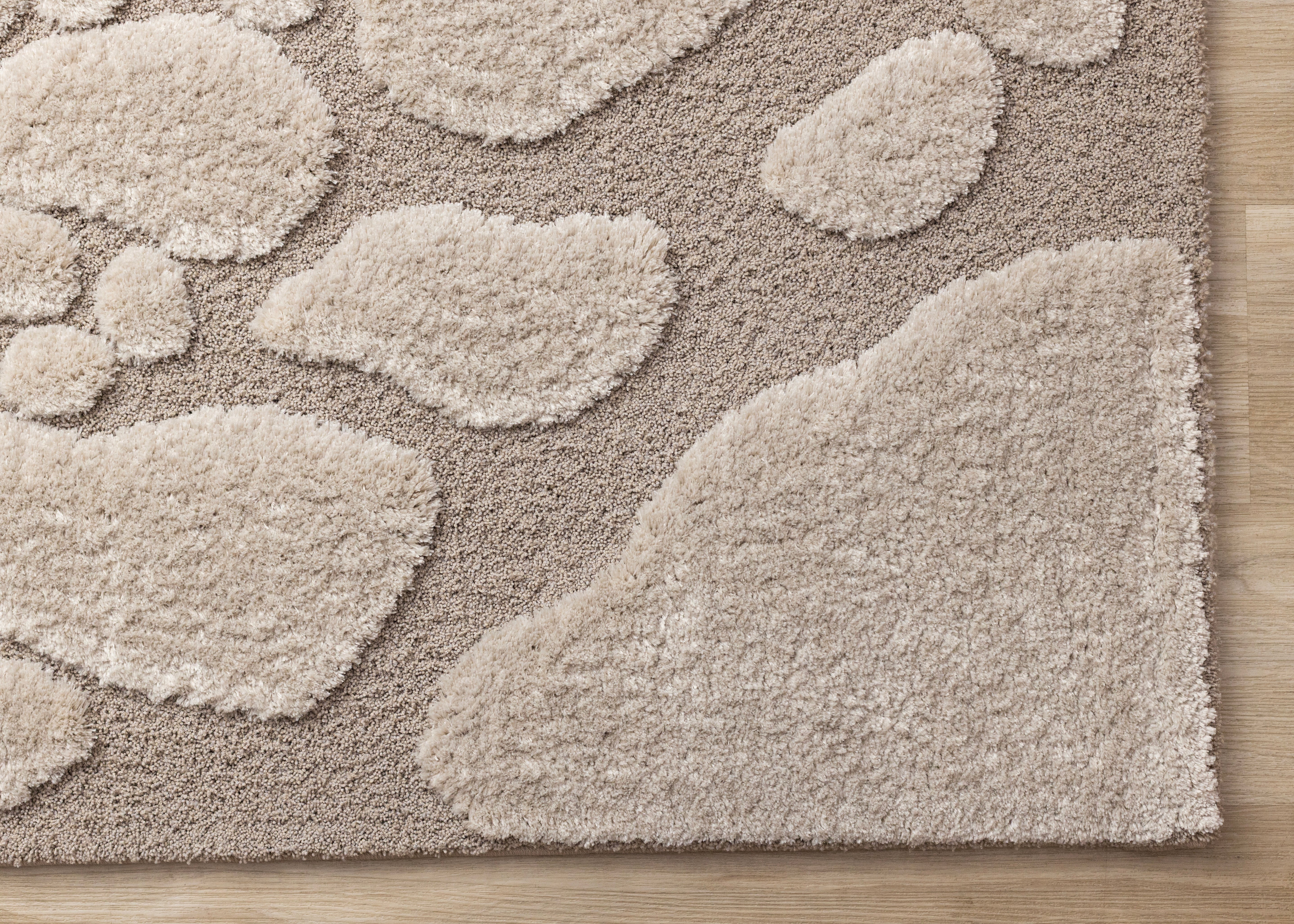 Luxe Taupe Sand Pebbled Design Rug
