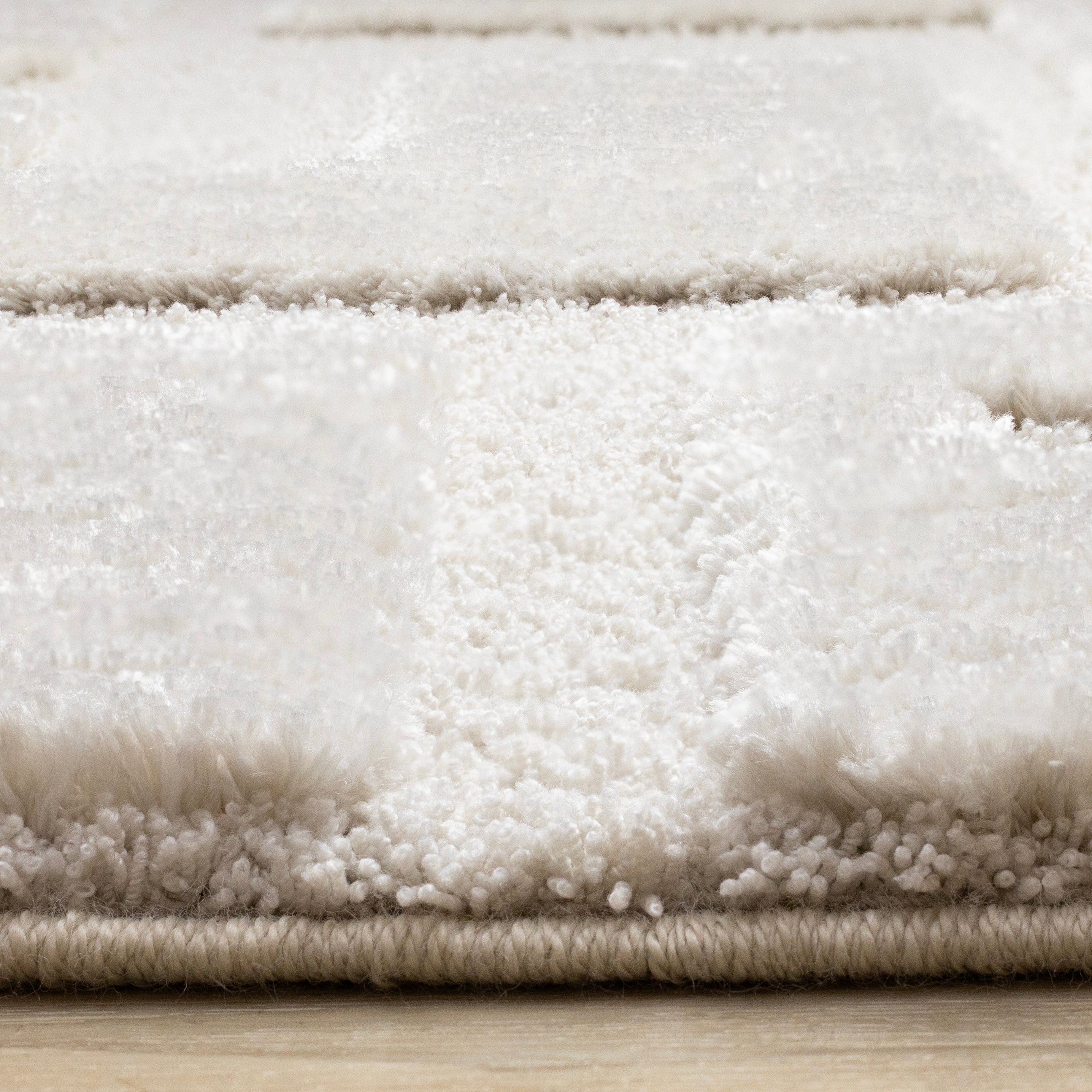 Luxe White Scattered Shapes Design Rug