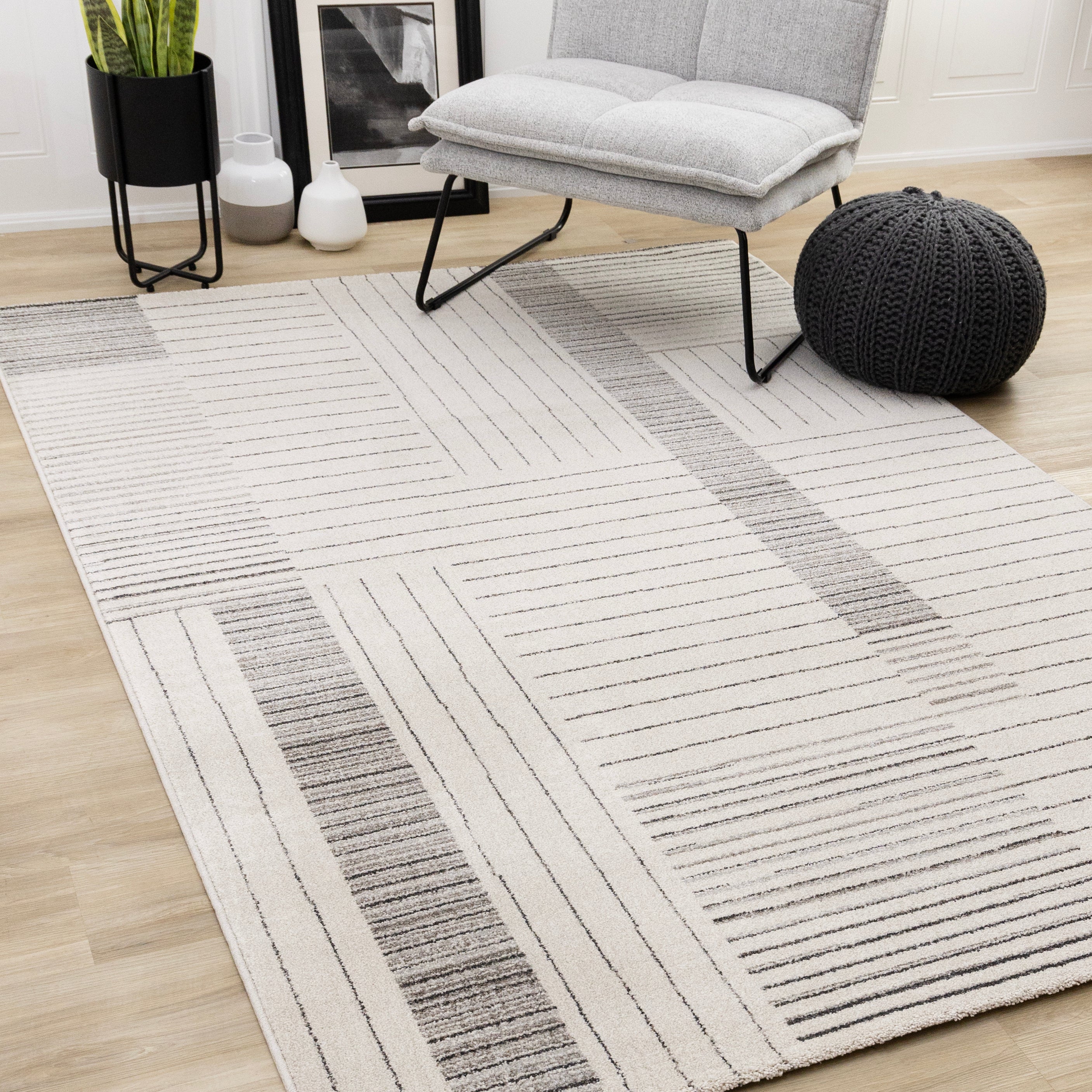 Mae White Black Intricate Line Design Rug
