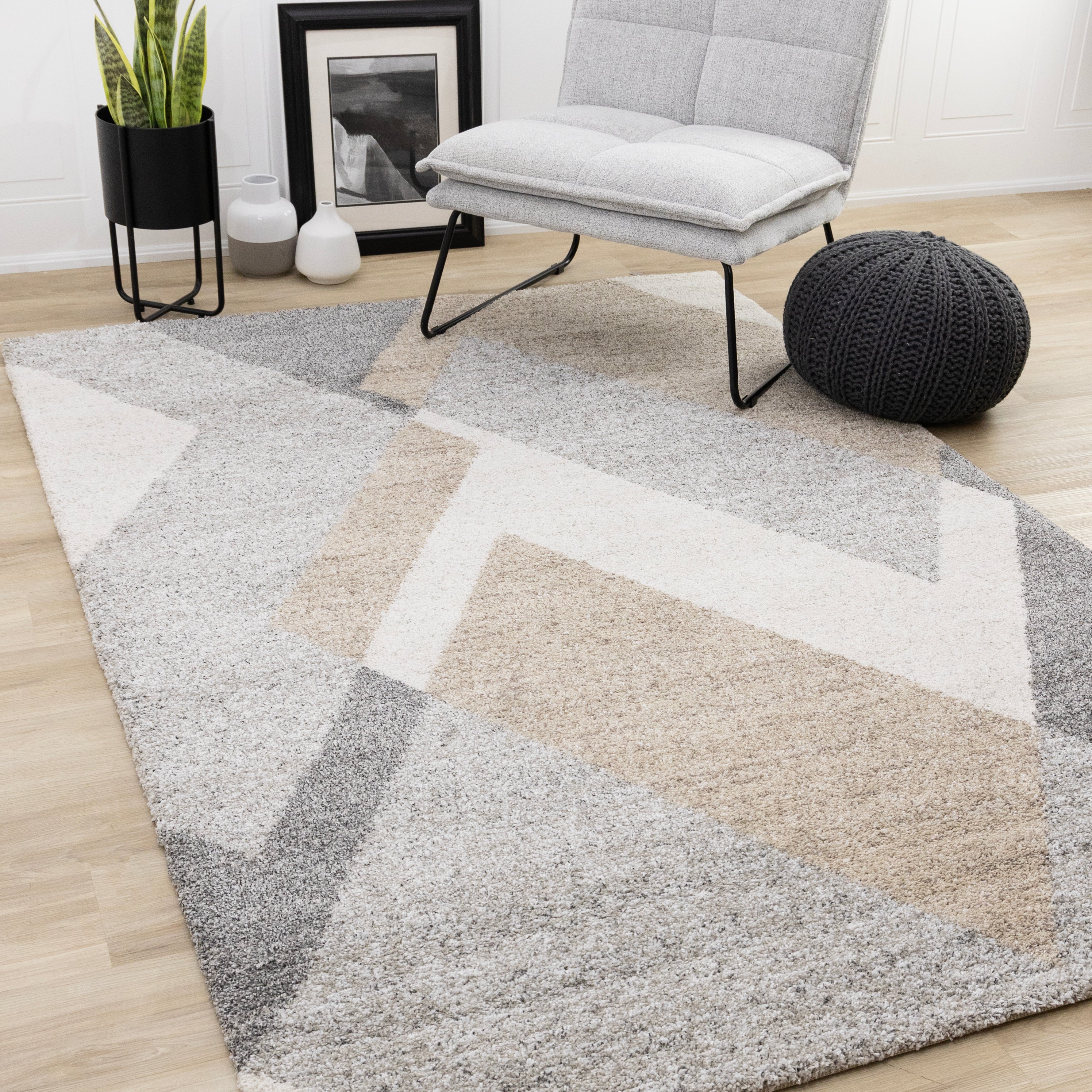 Marquis Grey White Beige Abstract Geometric Rug