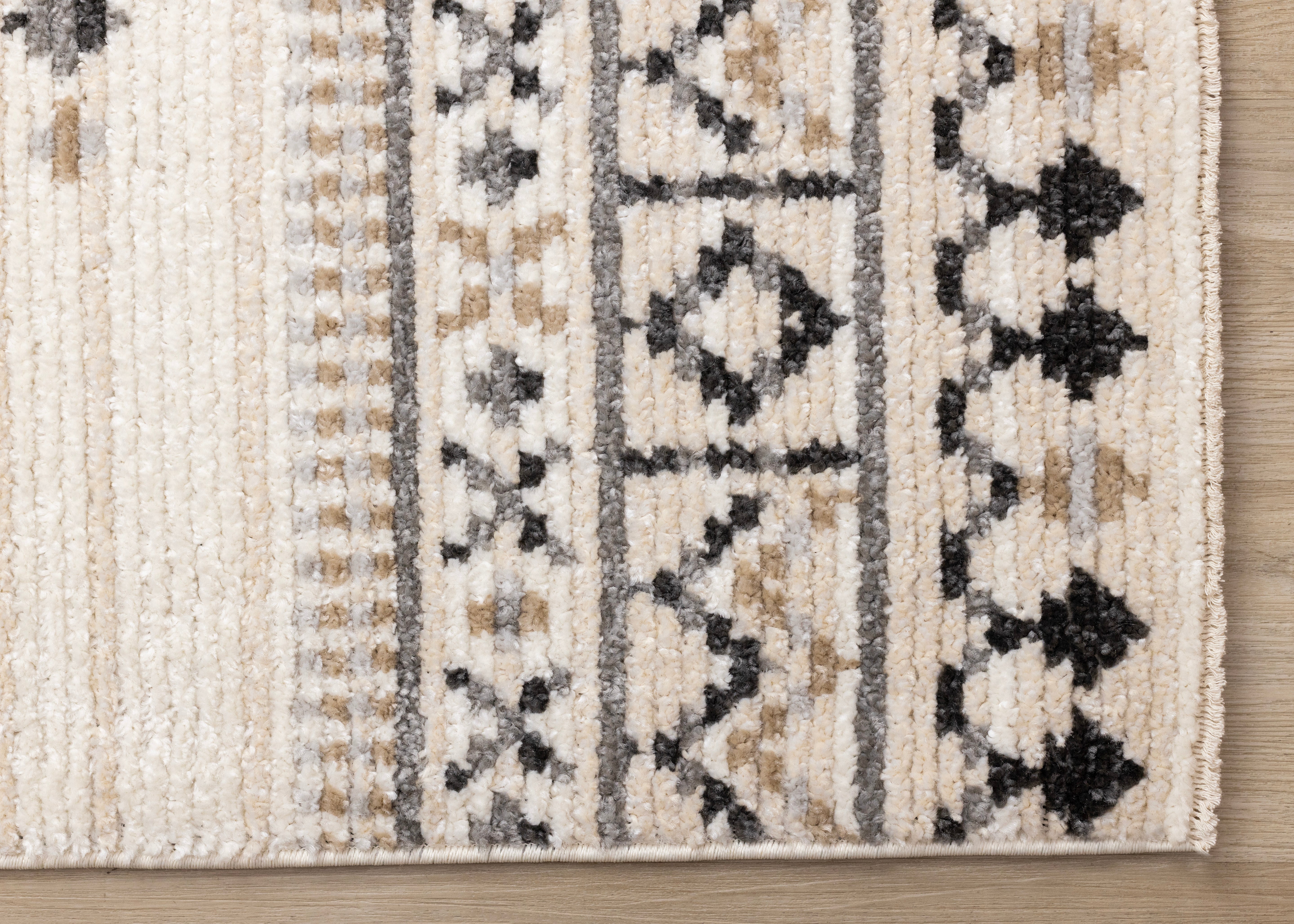 Nala Cream Grey Black Beige Southwestern Pattern Rug