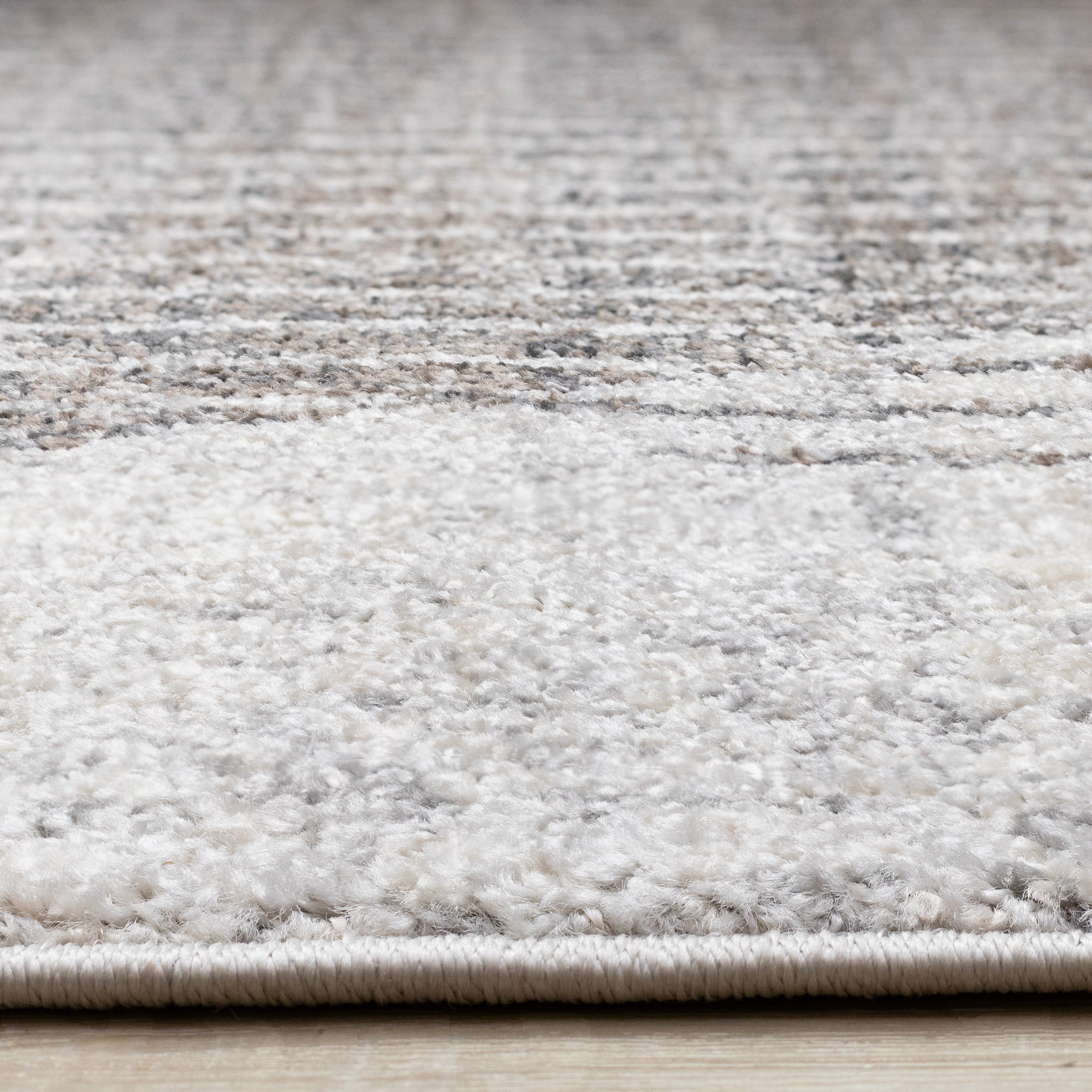 Swift Grey White Two Merging Circles Rug