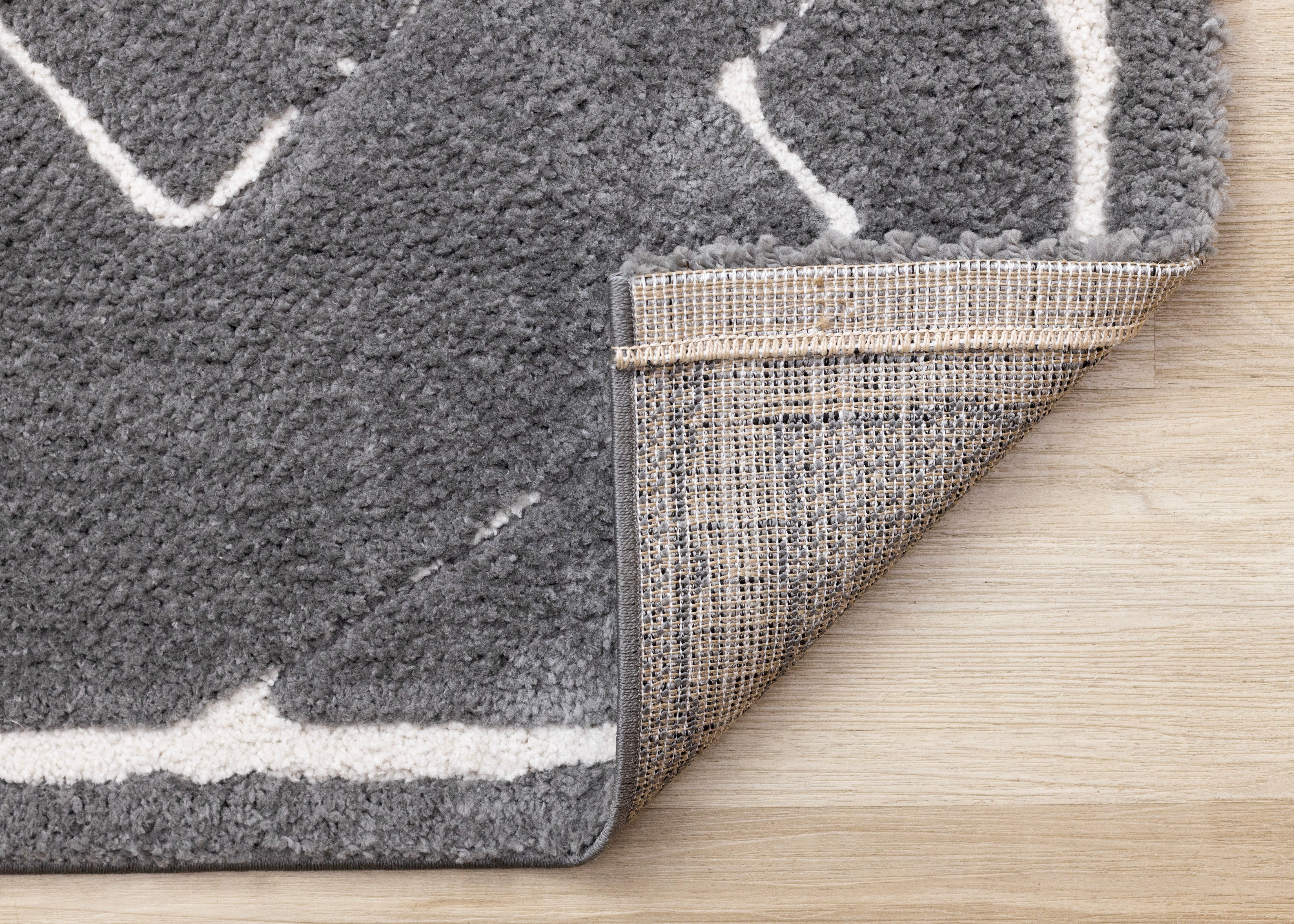 Talia Grey White Broken Lattice Rug