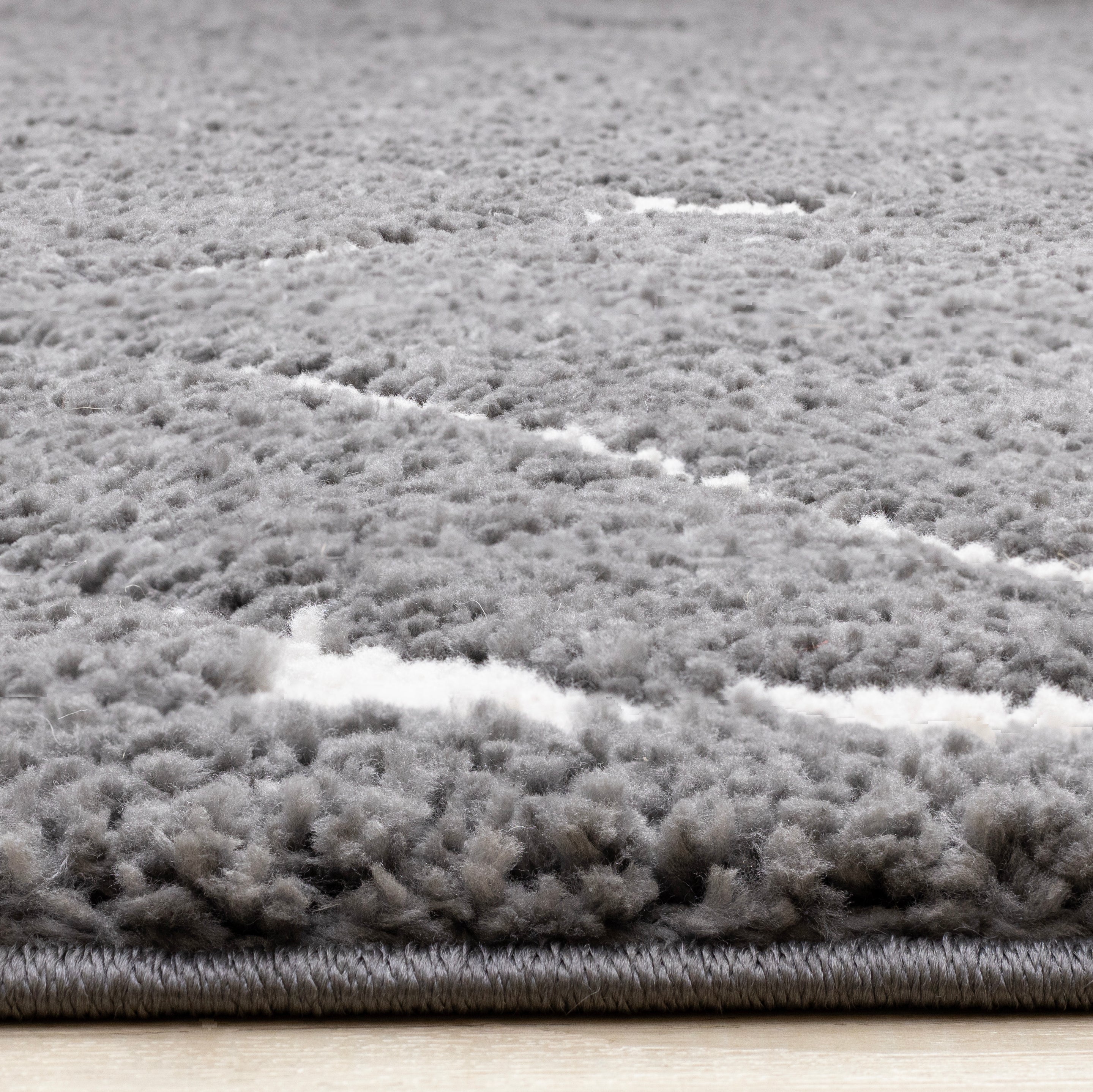 Talia Grey White Broken Lattice Rug