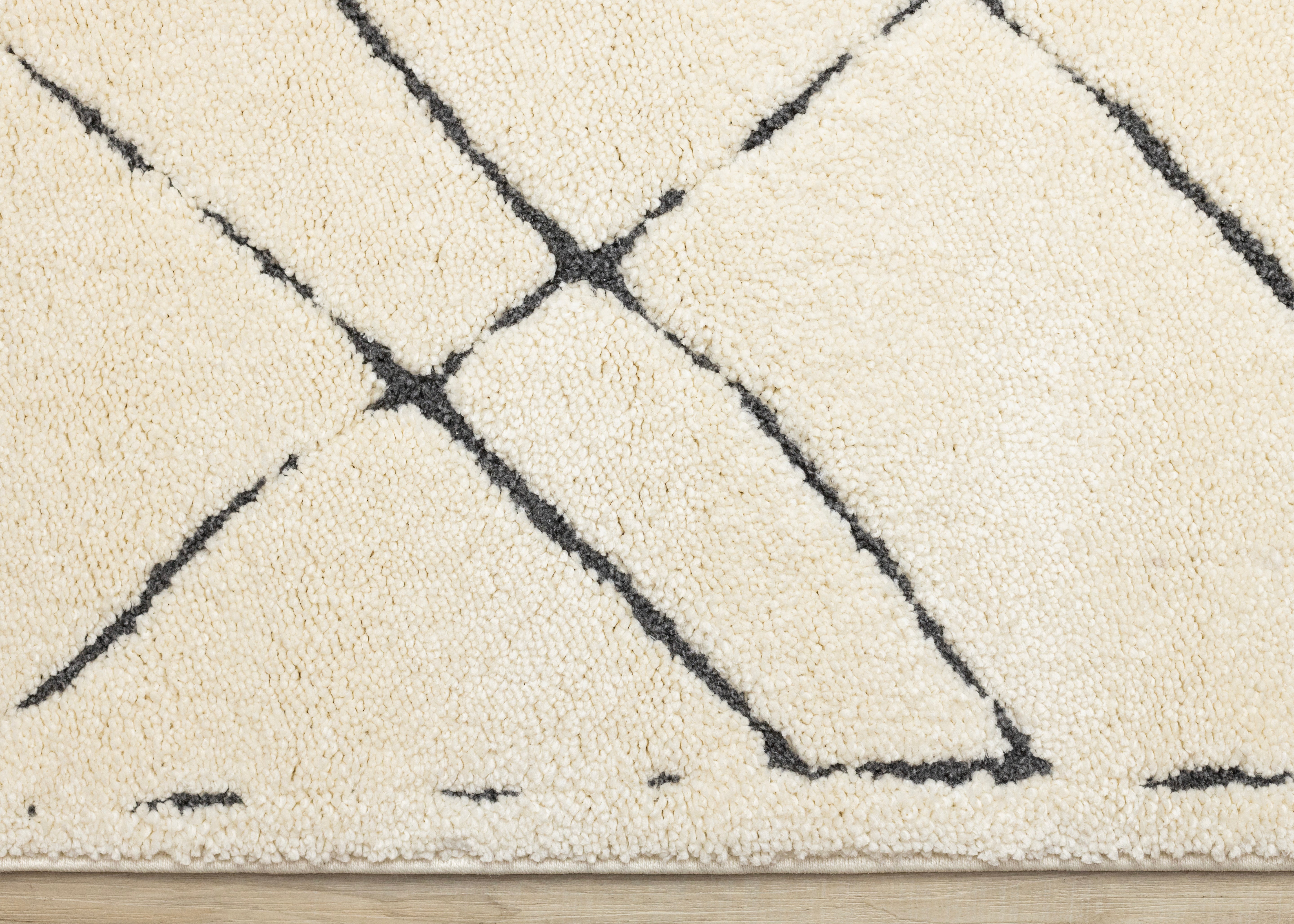 Talia Cream Black Broken Lattice Rug