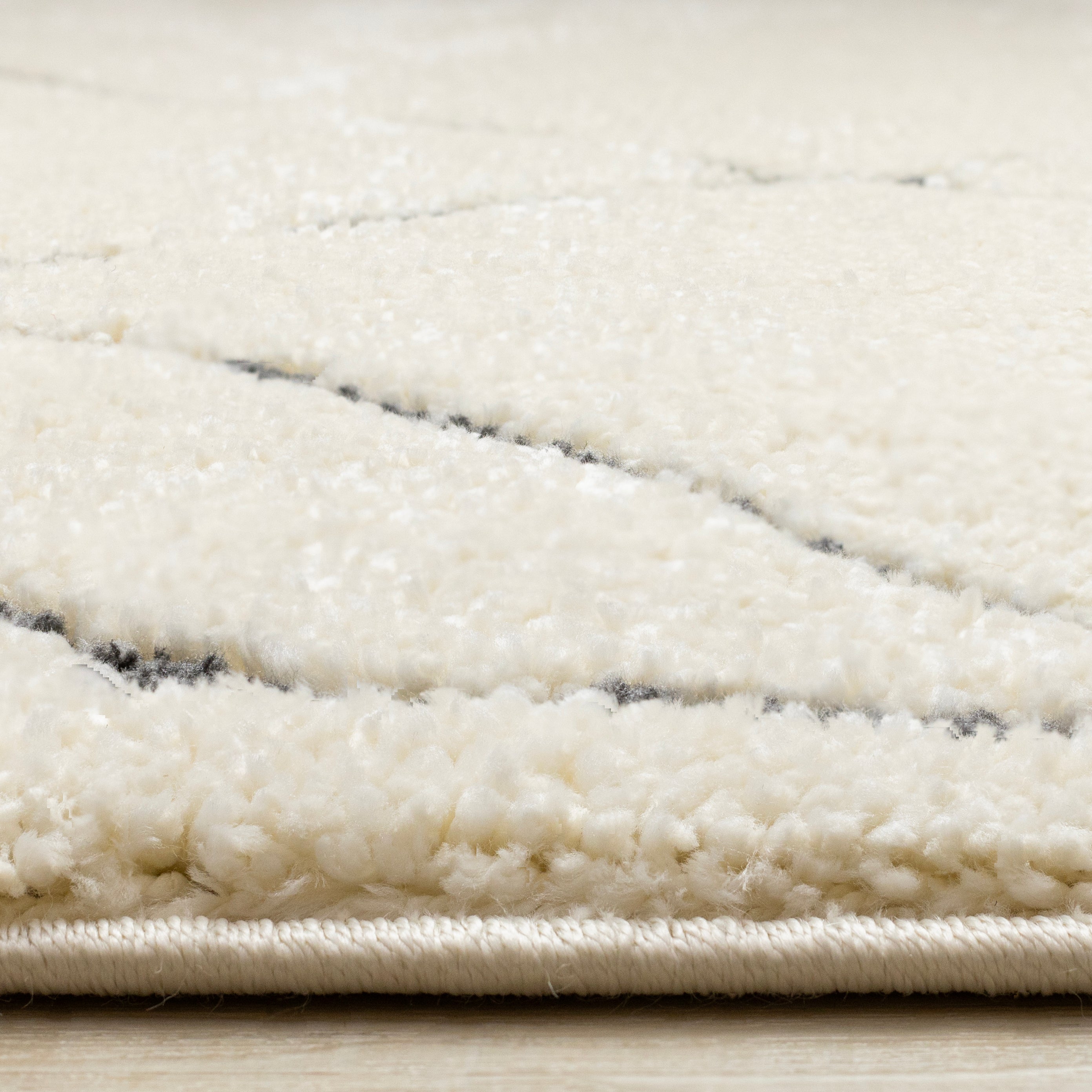 Talia Cream Black Broken Lattice Rug