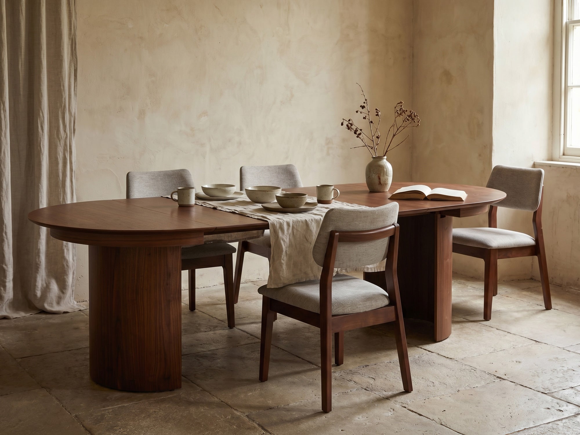 Transformer Eclipse Round Dining Table Set- "The Family"