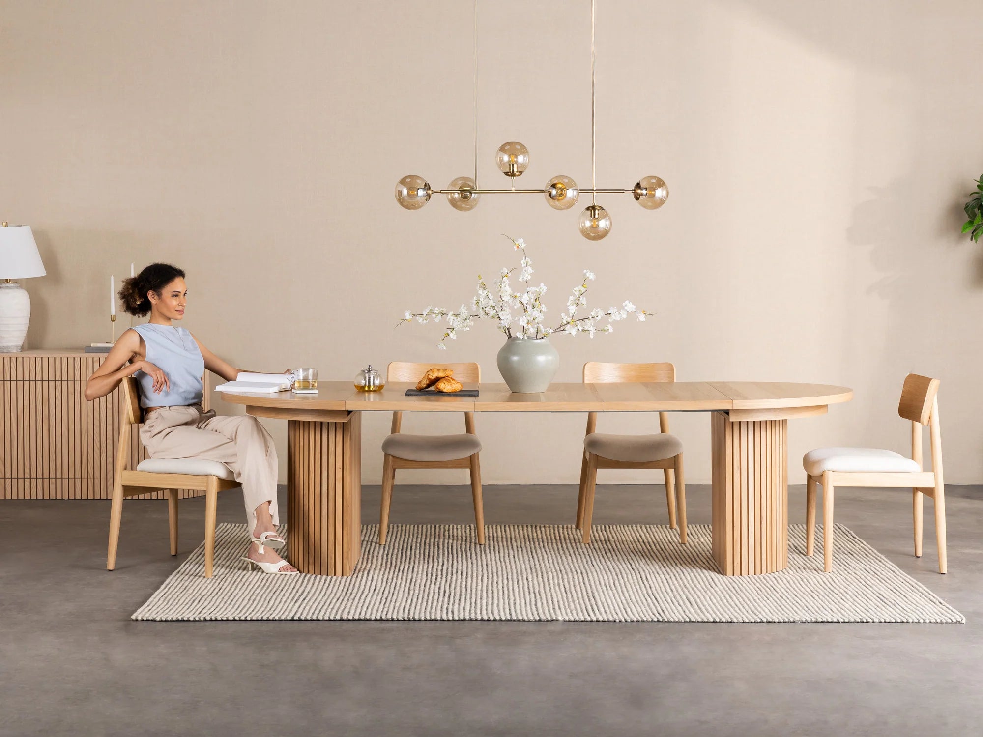 Transformer Round Dining Set - The Family | Table, 4x Transformer Round Chairs