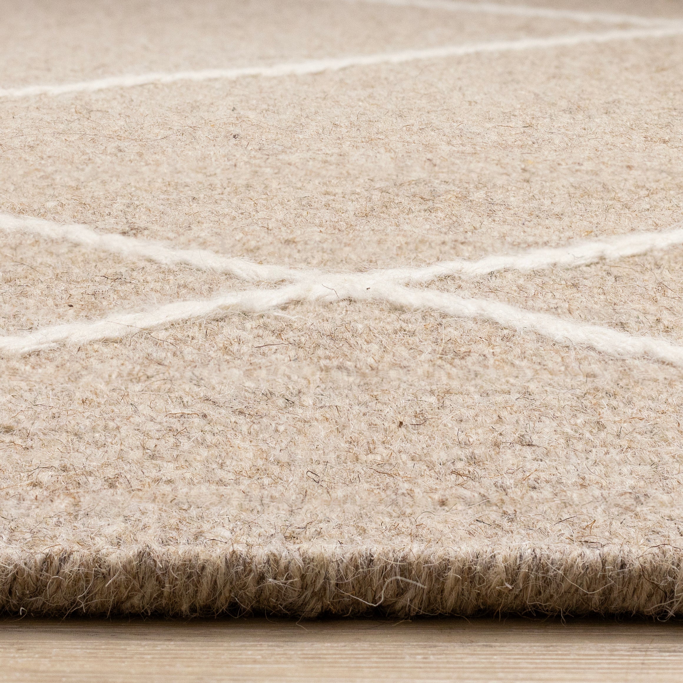 Ascent Beige Cream Diamond Lattice Design Rug