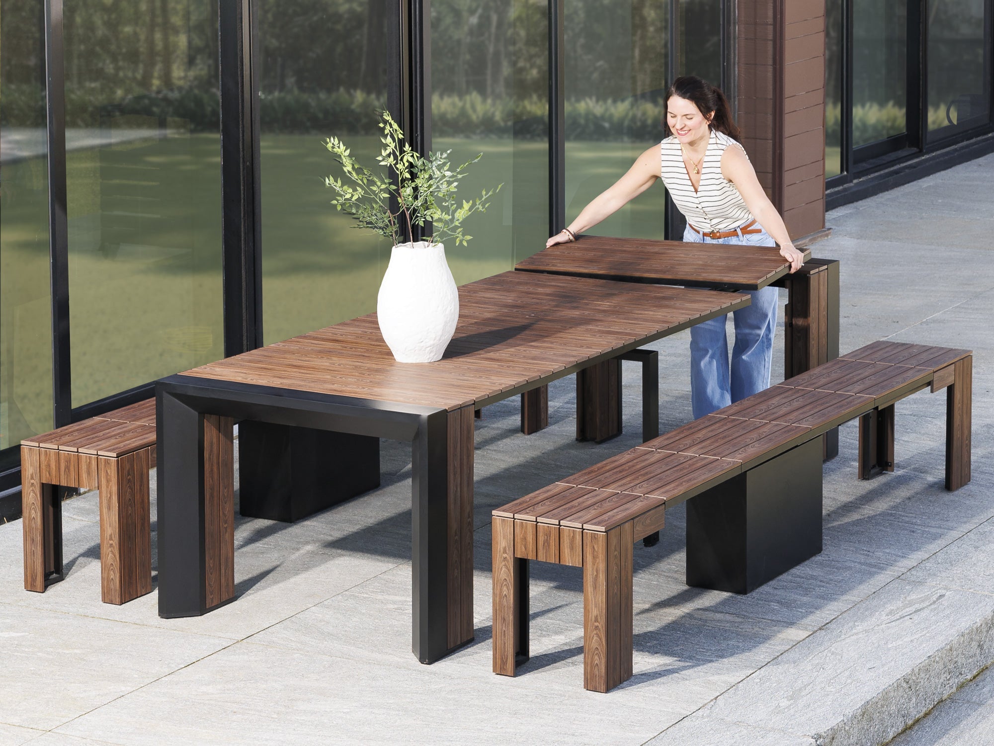 Transformer Outdoor Dining Set – The Gathering
