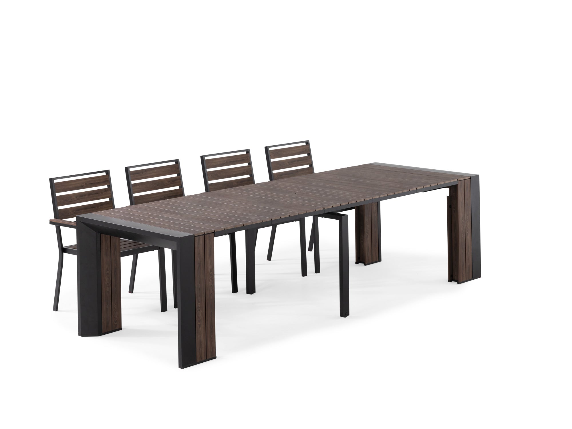 Transformer Outdoor Dining Set – The Family