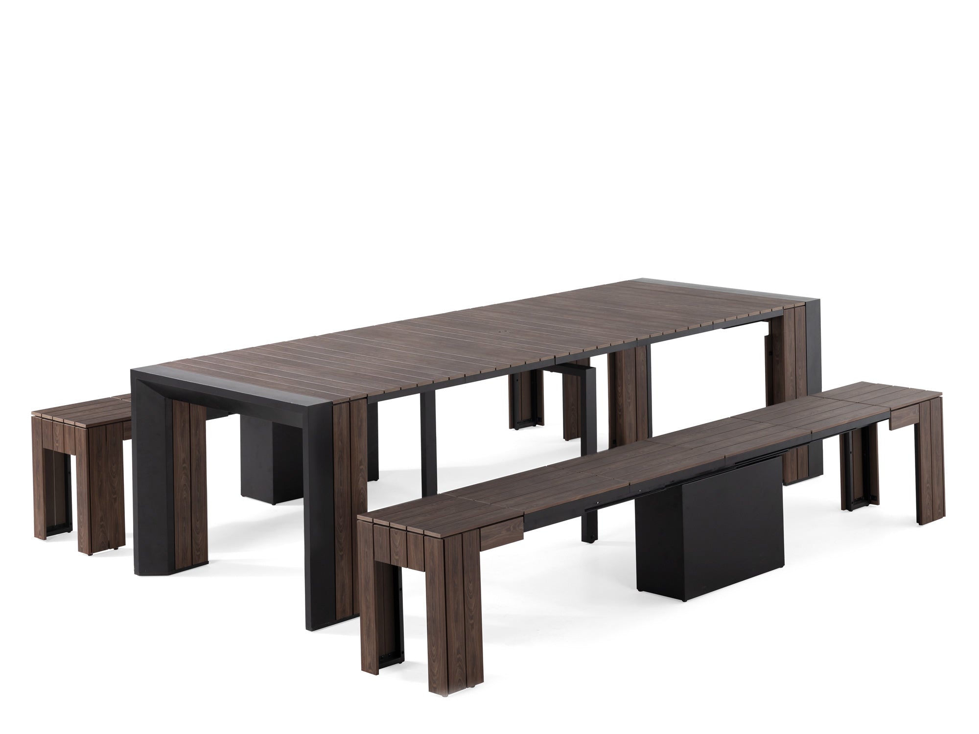 Transformer Outdoor Dining Set – The Gathering