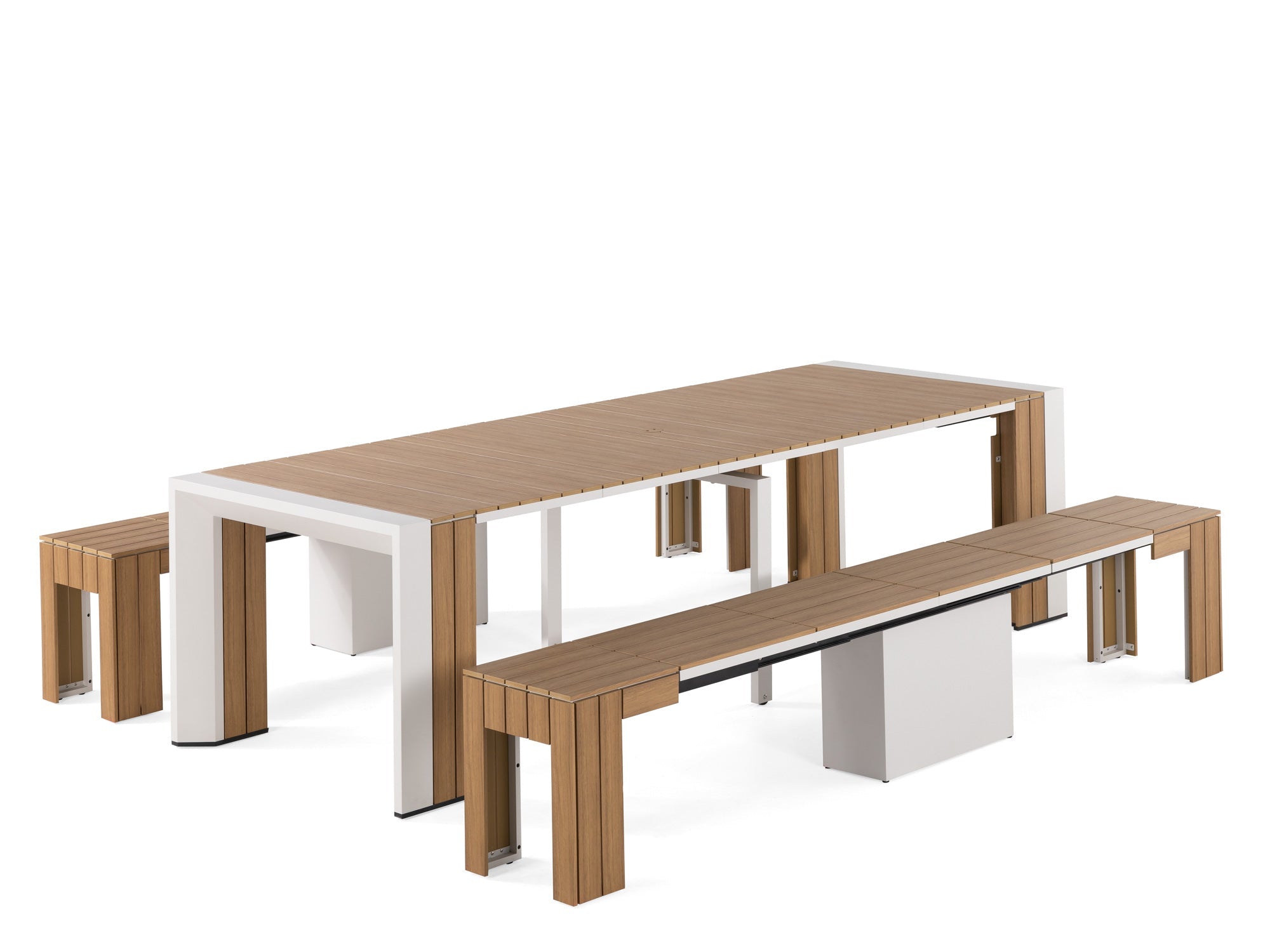 Transformer Outdoor Dining Set – The Gathering