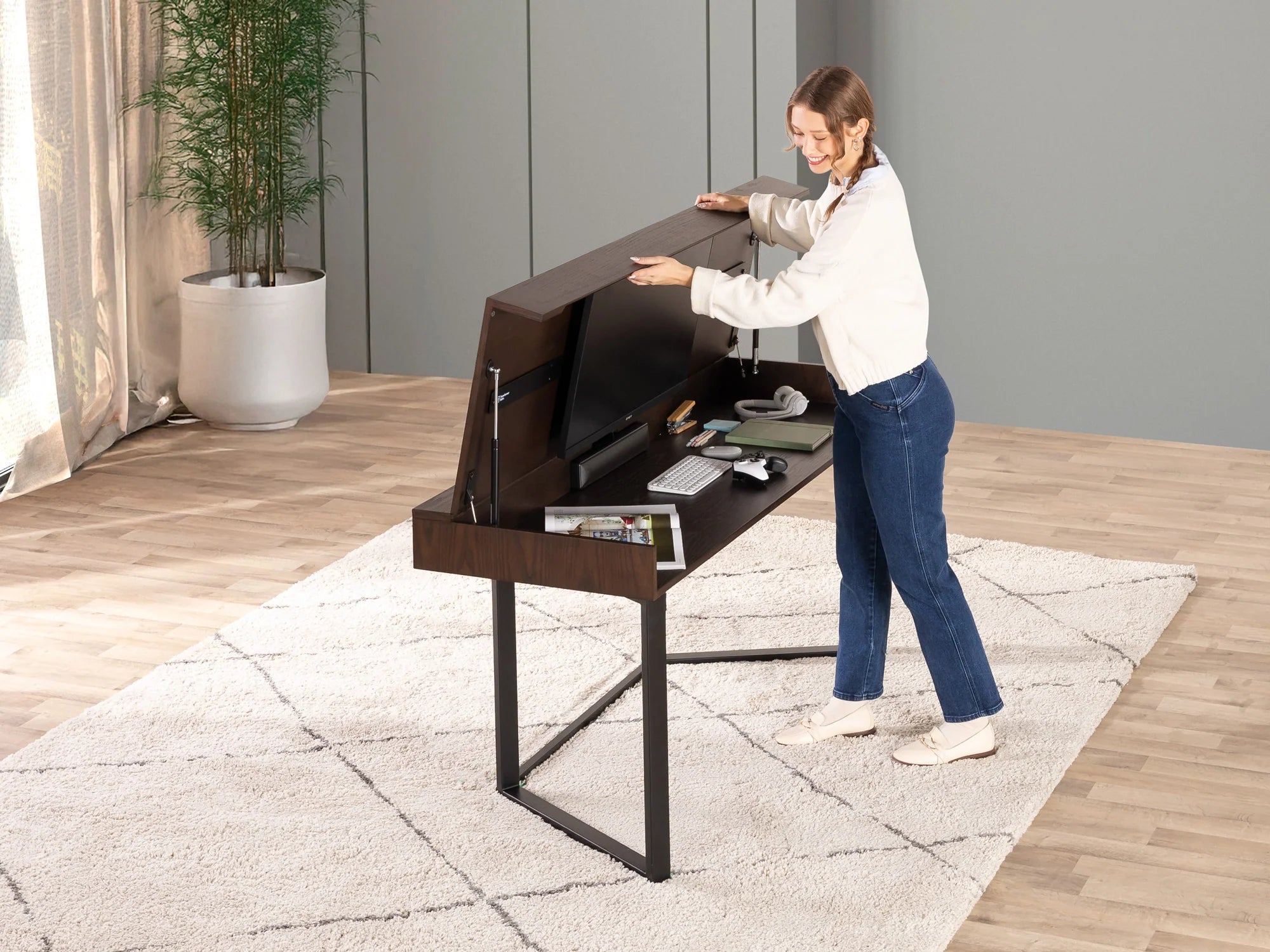 Transformer Table to Desk - The Savouring